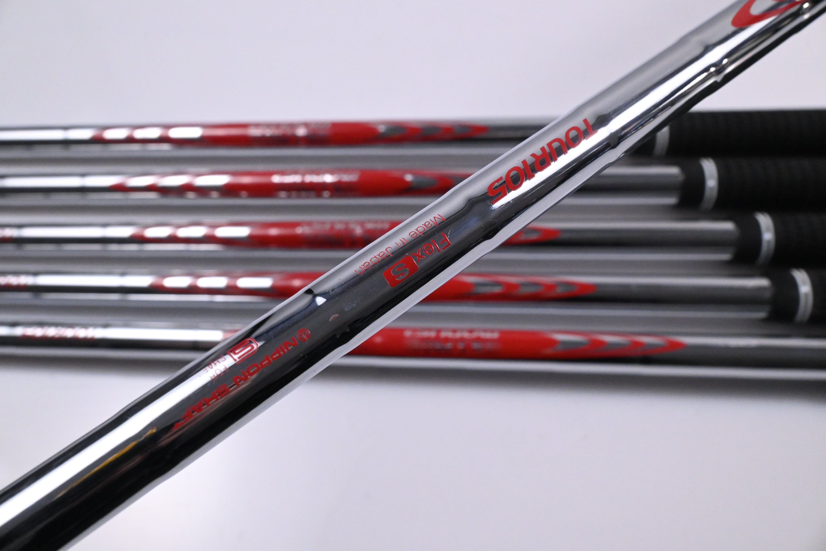 Srixon ZXi7 Irons / 5-PW / Stiff Flex N.S. Pro Modus 3 Tour 105 Shafts