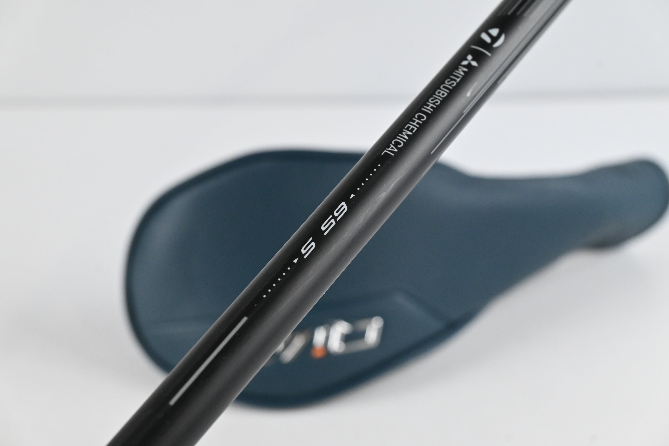 Taylormade Qi4D #7 Wood / 21 Degree / Stiff Flex Reax 65 shaft