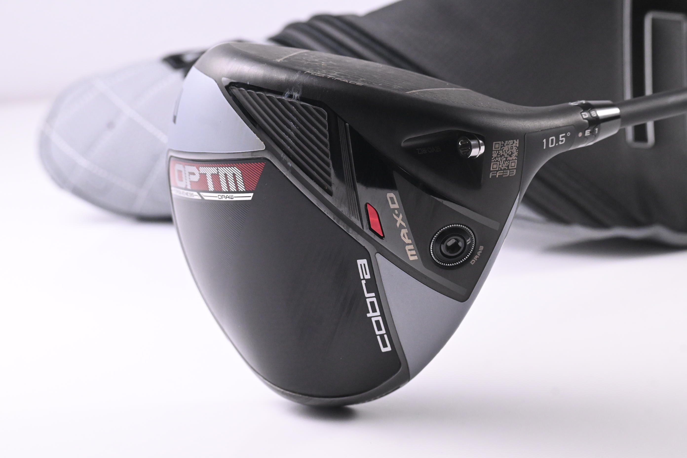 Cobra OPTM MAX-D Driver / 10.5 Degree / Regular Flex Kai`li Red Dark Waves 50