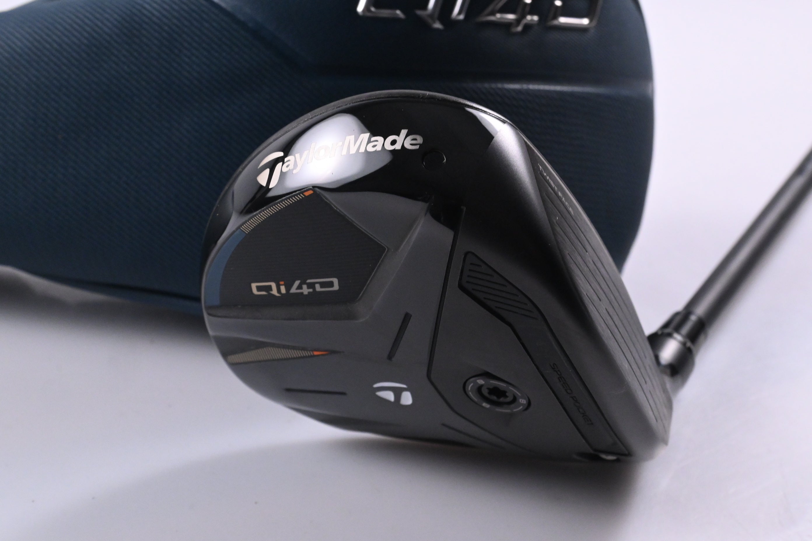 Taylormade Qi4D #5 Wood / 18 Degree / Regular Flex Reax 55 Shaft