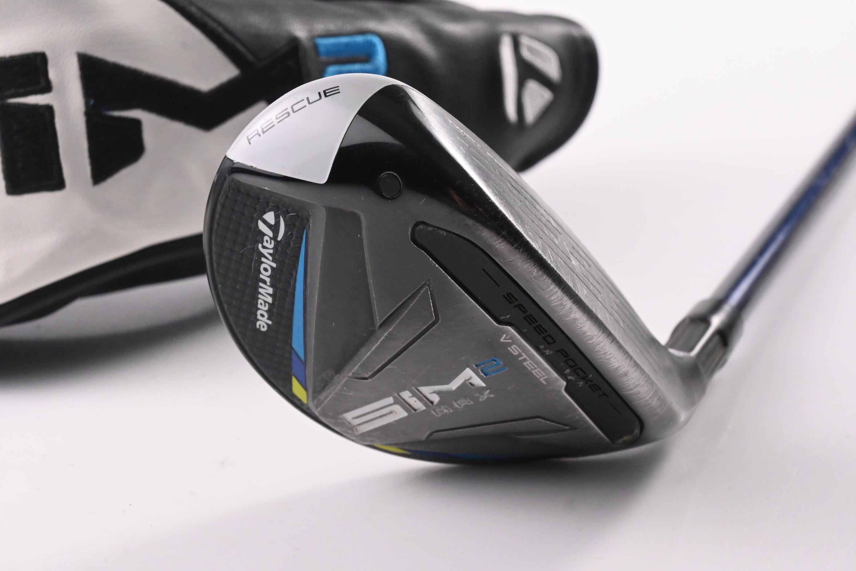 Taylormade SIM2 Max #3 Hybrid / 19 Degree / Stiff Flex Fujikura Ventus Blue 7