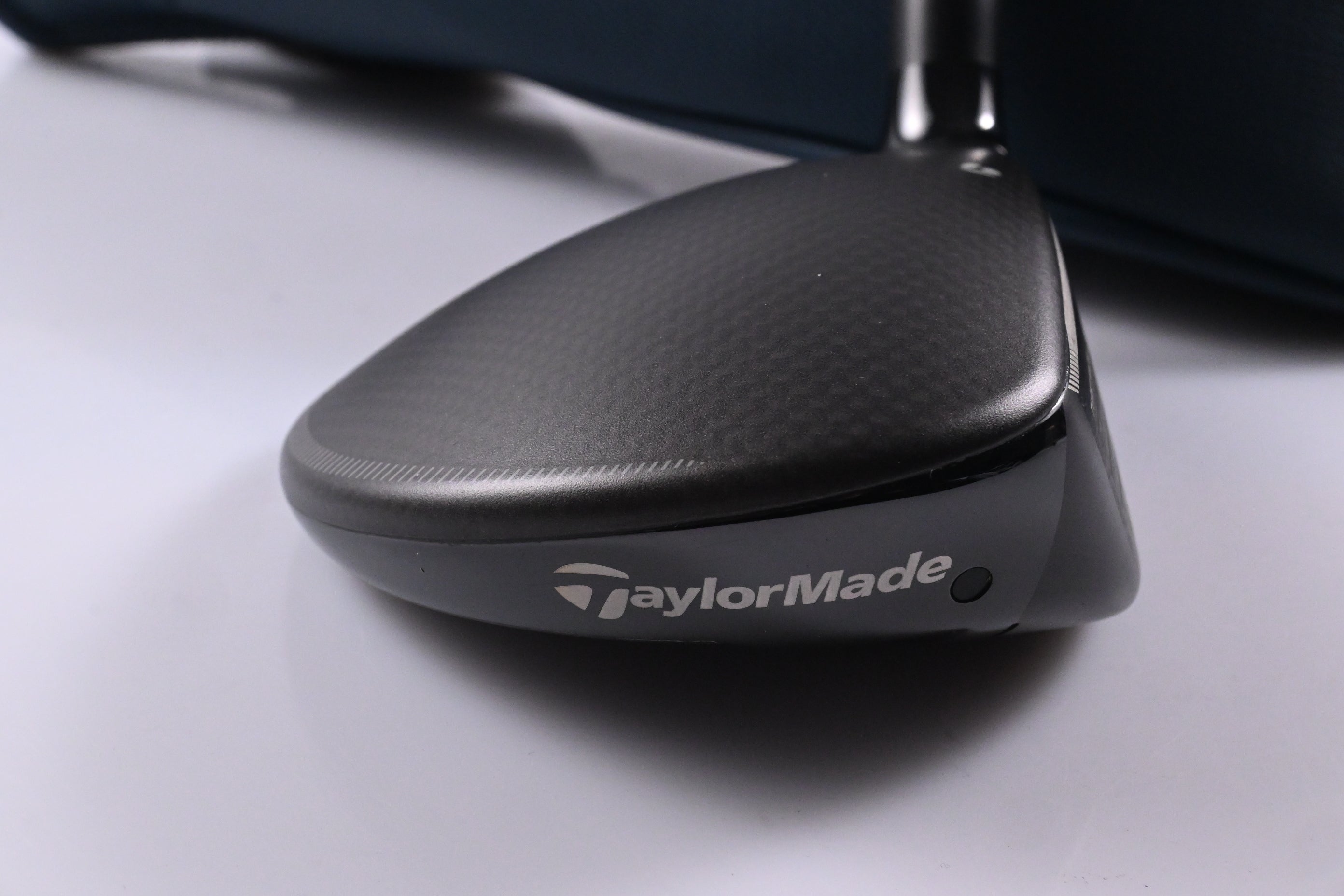 Taylormade Qi4D #5 Wood / 18 Degree / Regular Flex Reax 55 Shaft