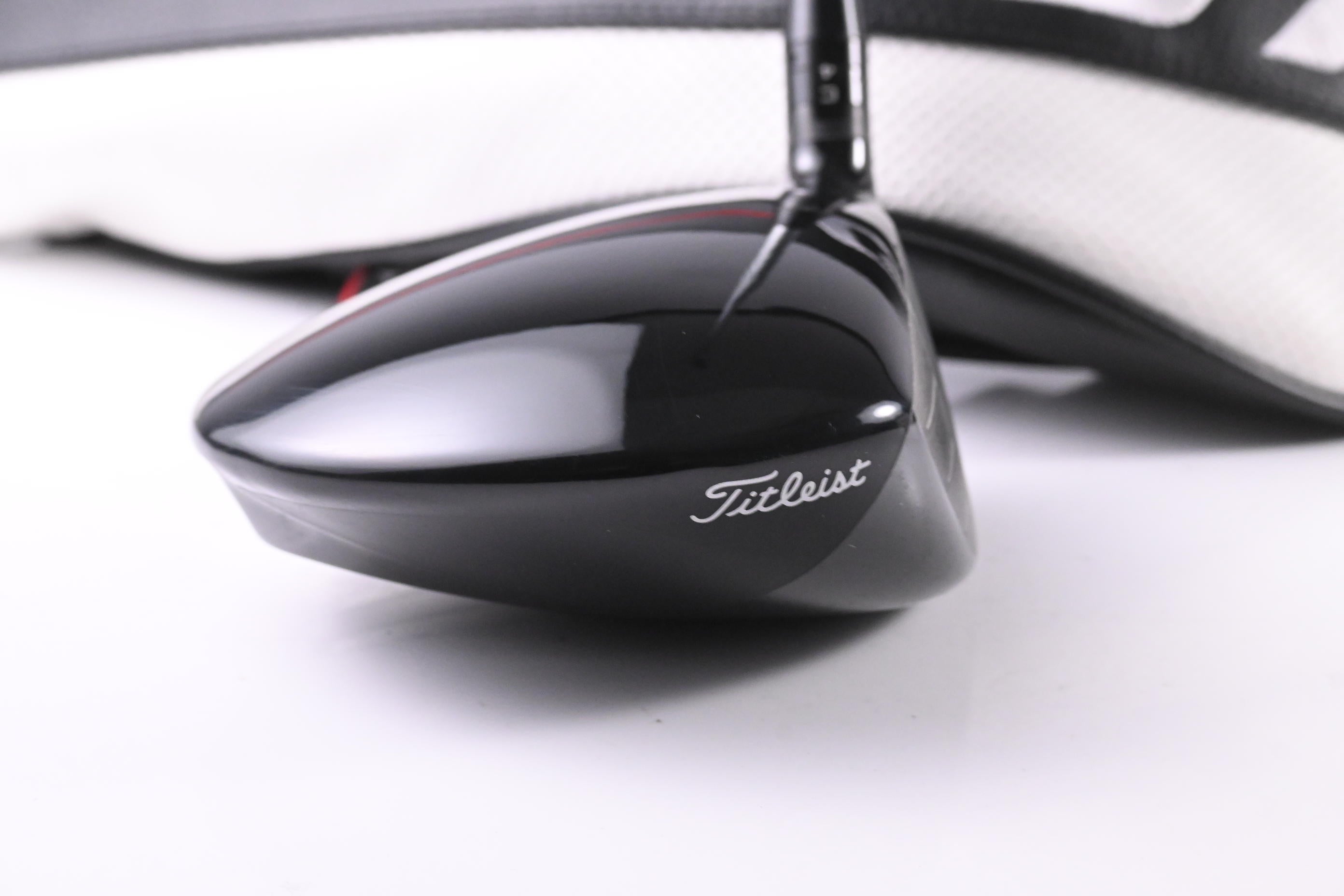 Titleist GT1 Driver / 12 Degree / Regular Flex Fujikura Air Speeder 40 Shaft