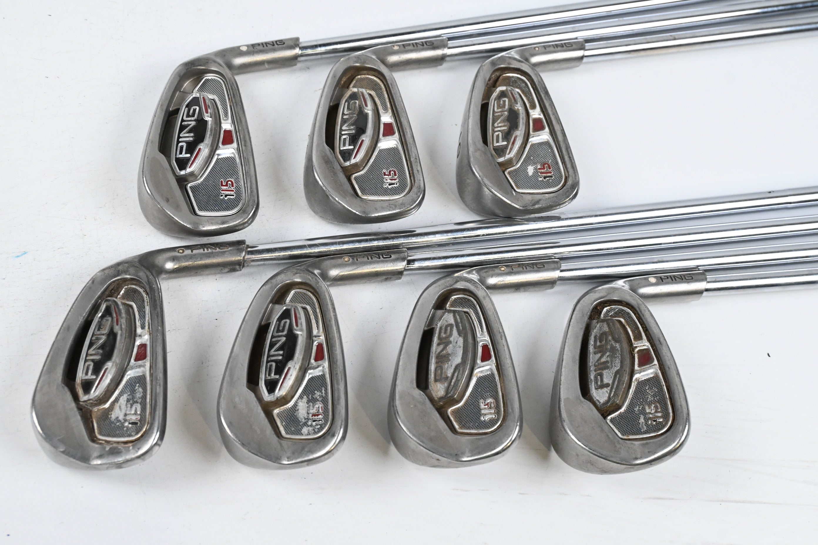 Ping i15 Irons / 4-PW / White Dot / Regular Flex Ping AWT Shafts