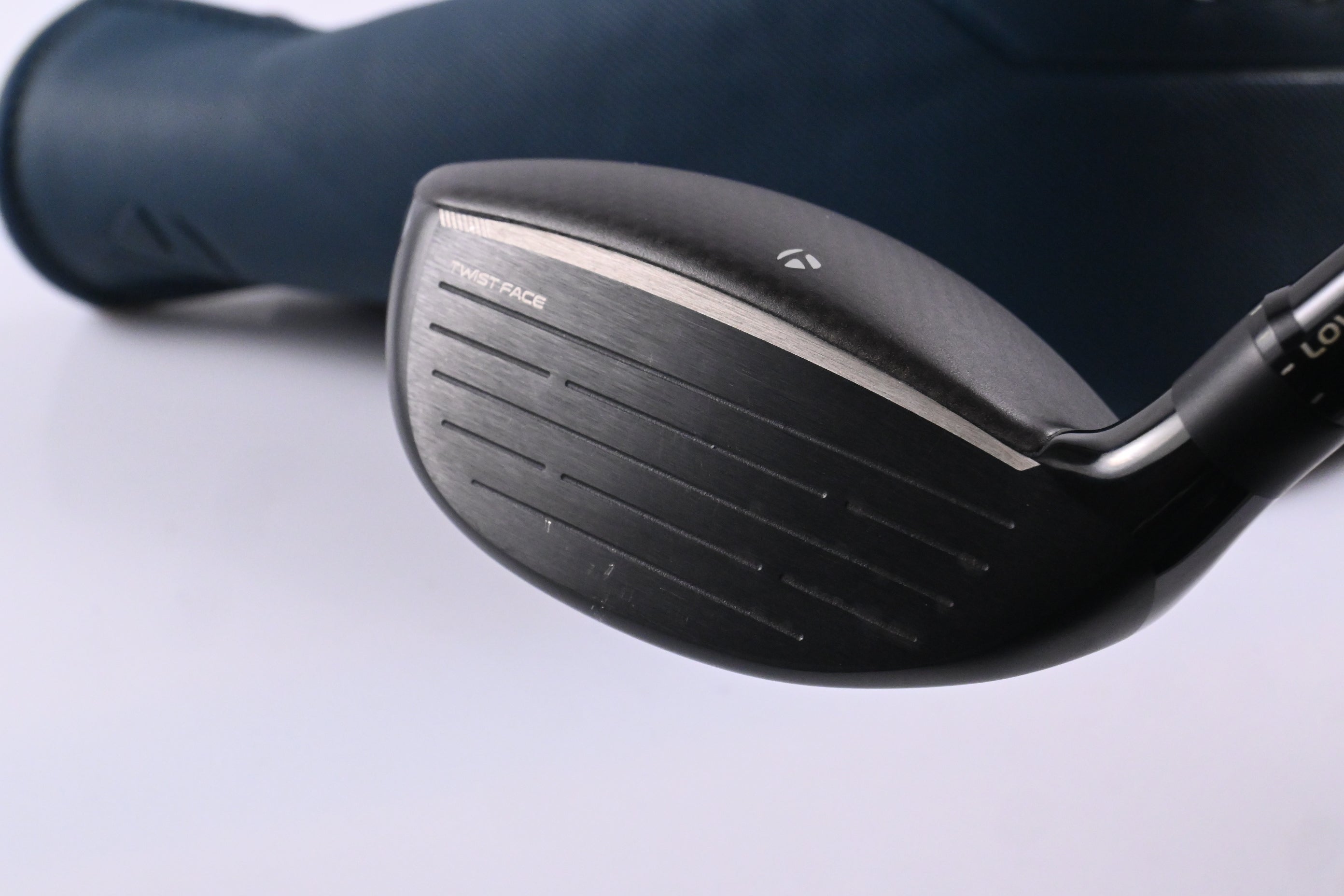 Taylormade Qi4D #5 Wood / 18 Degree / Regular Flex Reax 55 Shaft