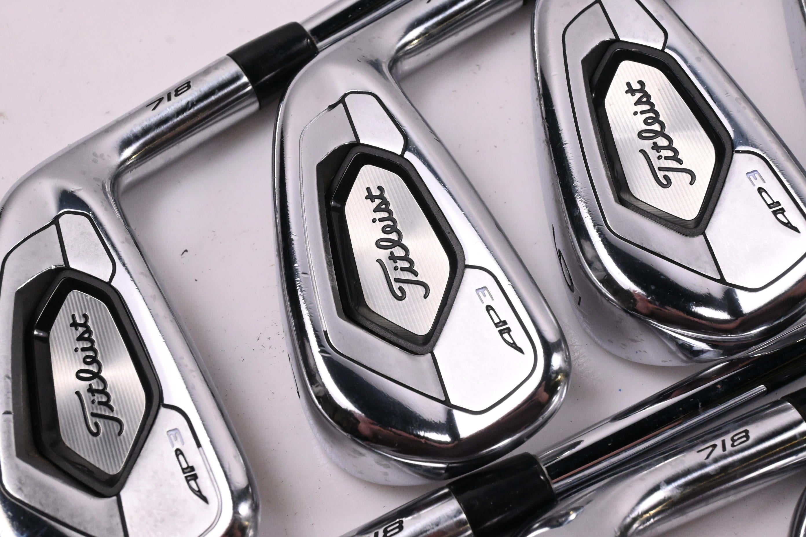 Titleist 718 AP3 Irons / 4-PW+48° / Regular Flex Project X Shafts