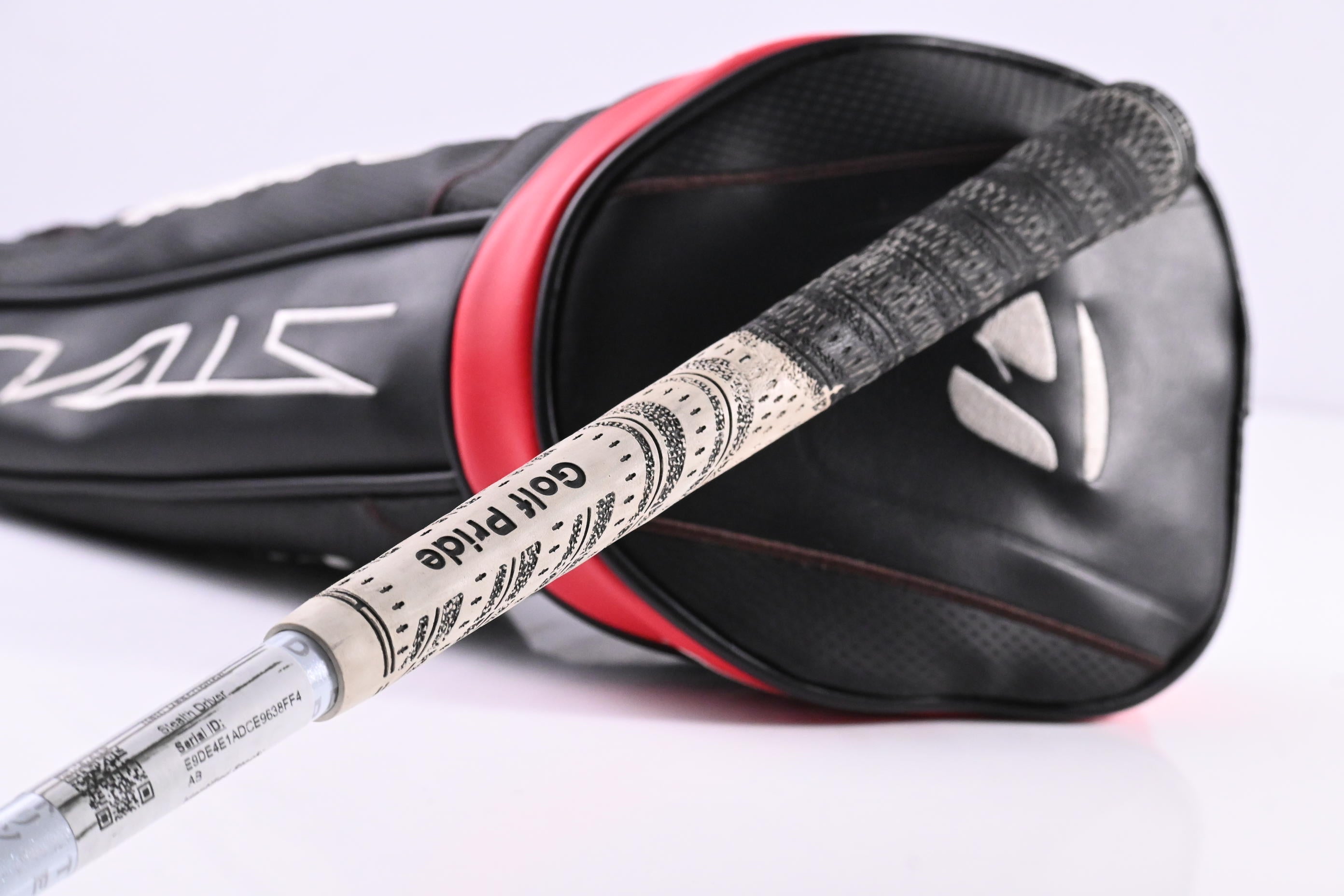 Taylormade Stealth Driver / 10.5 Degree / X-Flex Matrix HD Red Tie 6Q3 Shaft