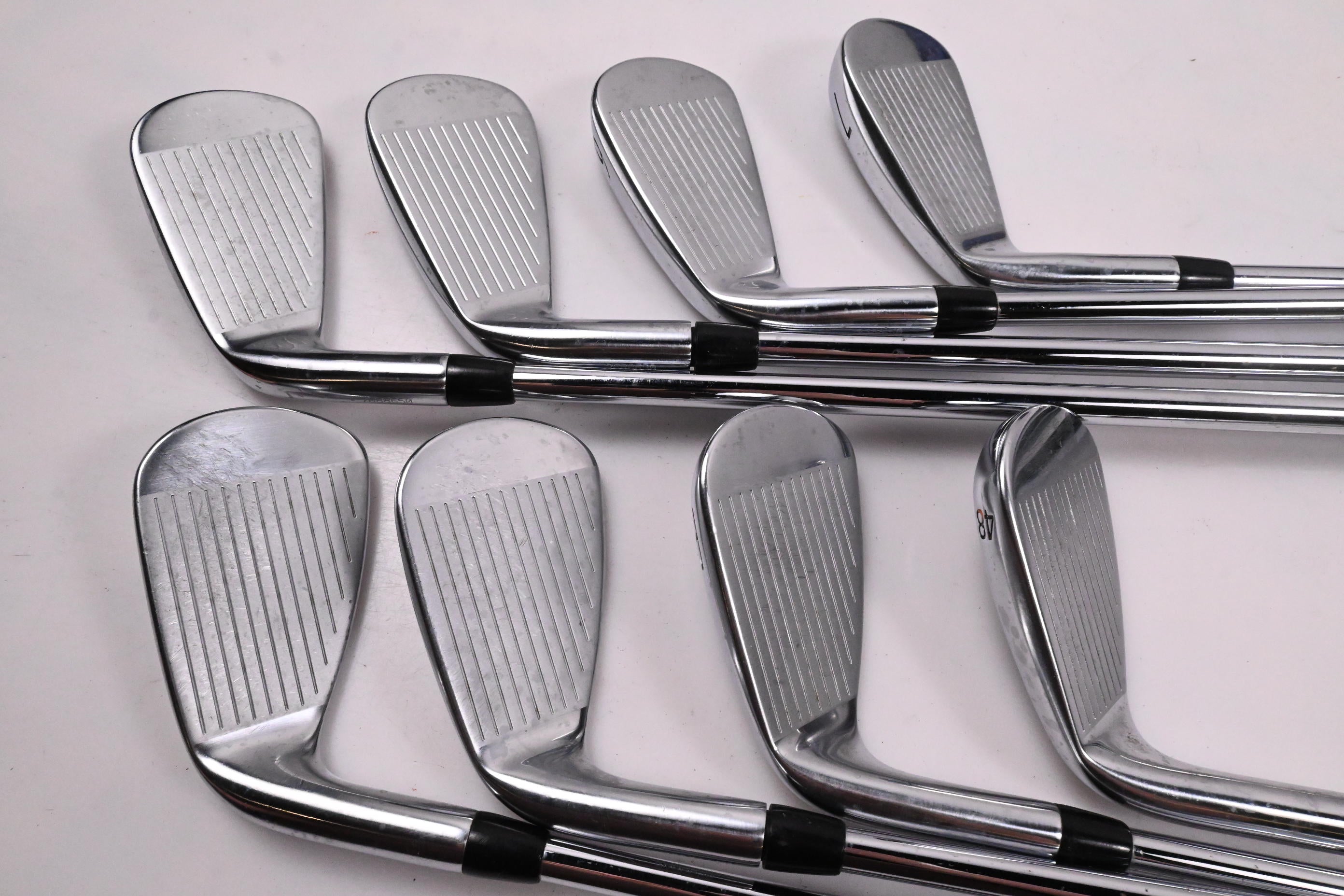 Titleist 718 AP3 Irons / 4-PW+48° / Regular Flex Project X Shafts