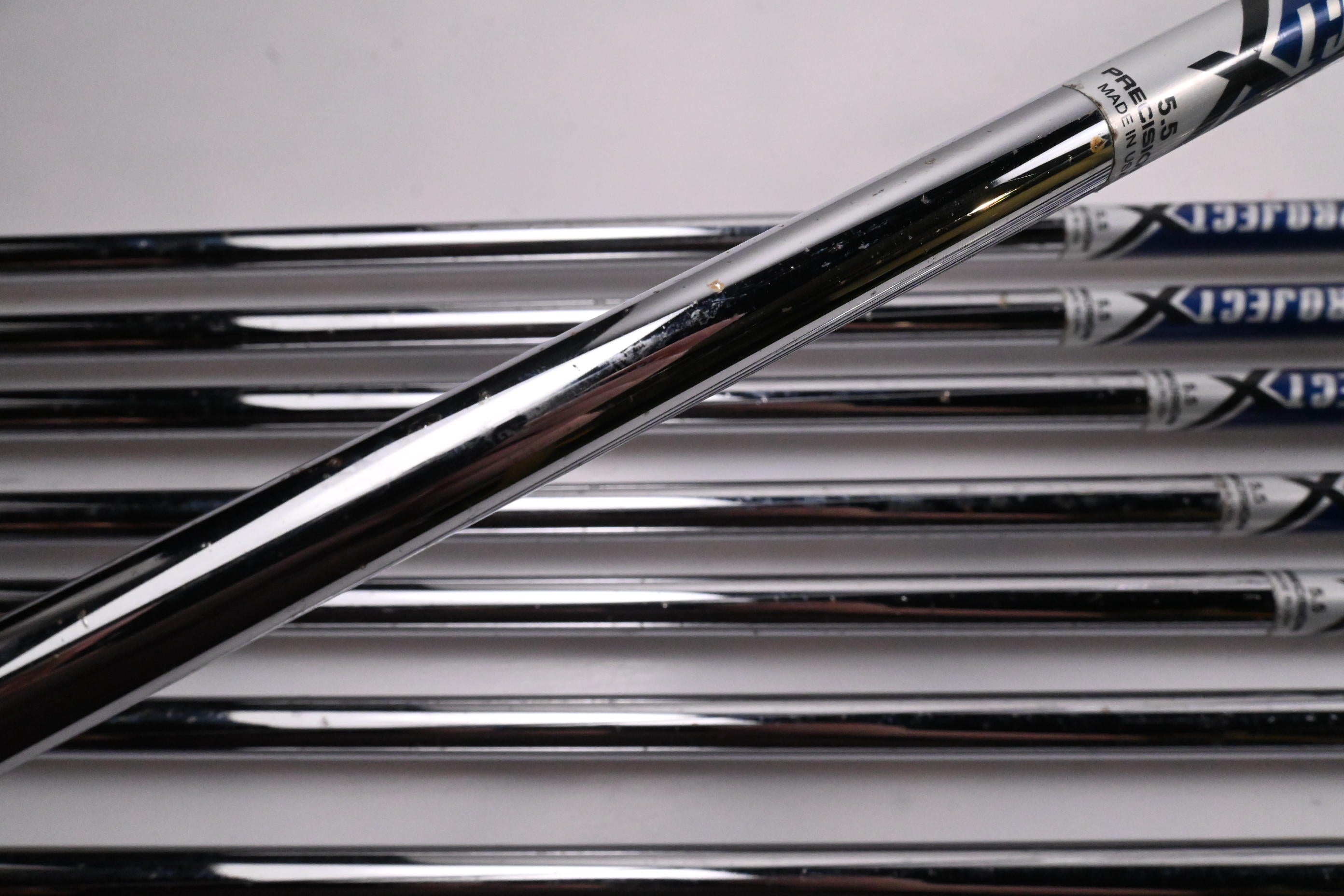 Titleist 718 AP3 Irons / 4-PW+48° / Regular Flex Project X Shafts