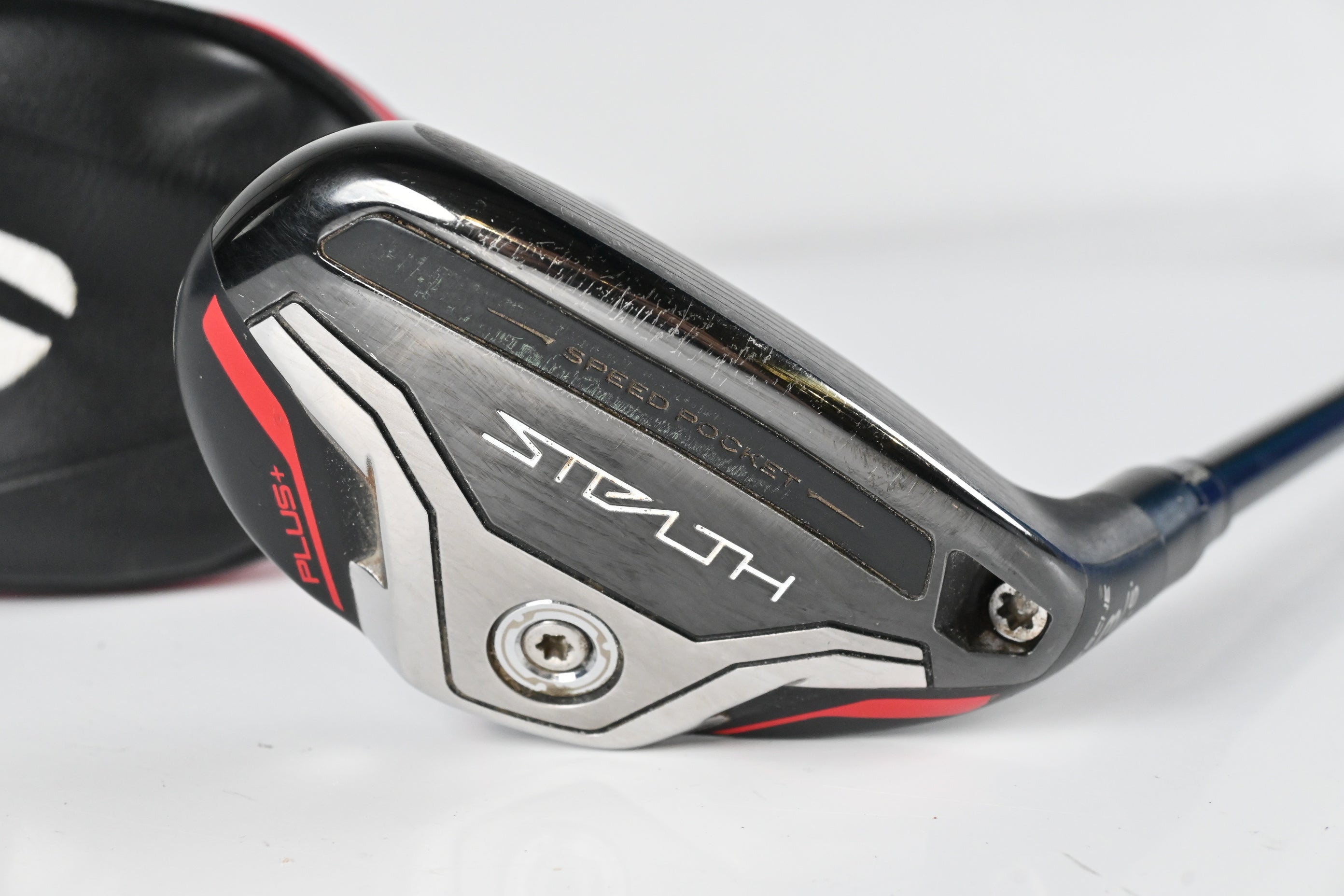 Taylormade Stealth Plus #3 Hybrid / 19.5 Degree / Stiff Flex HZRDUS Smoke RDX