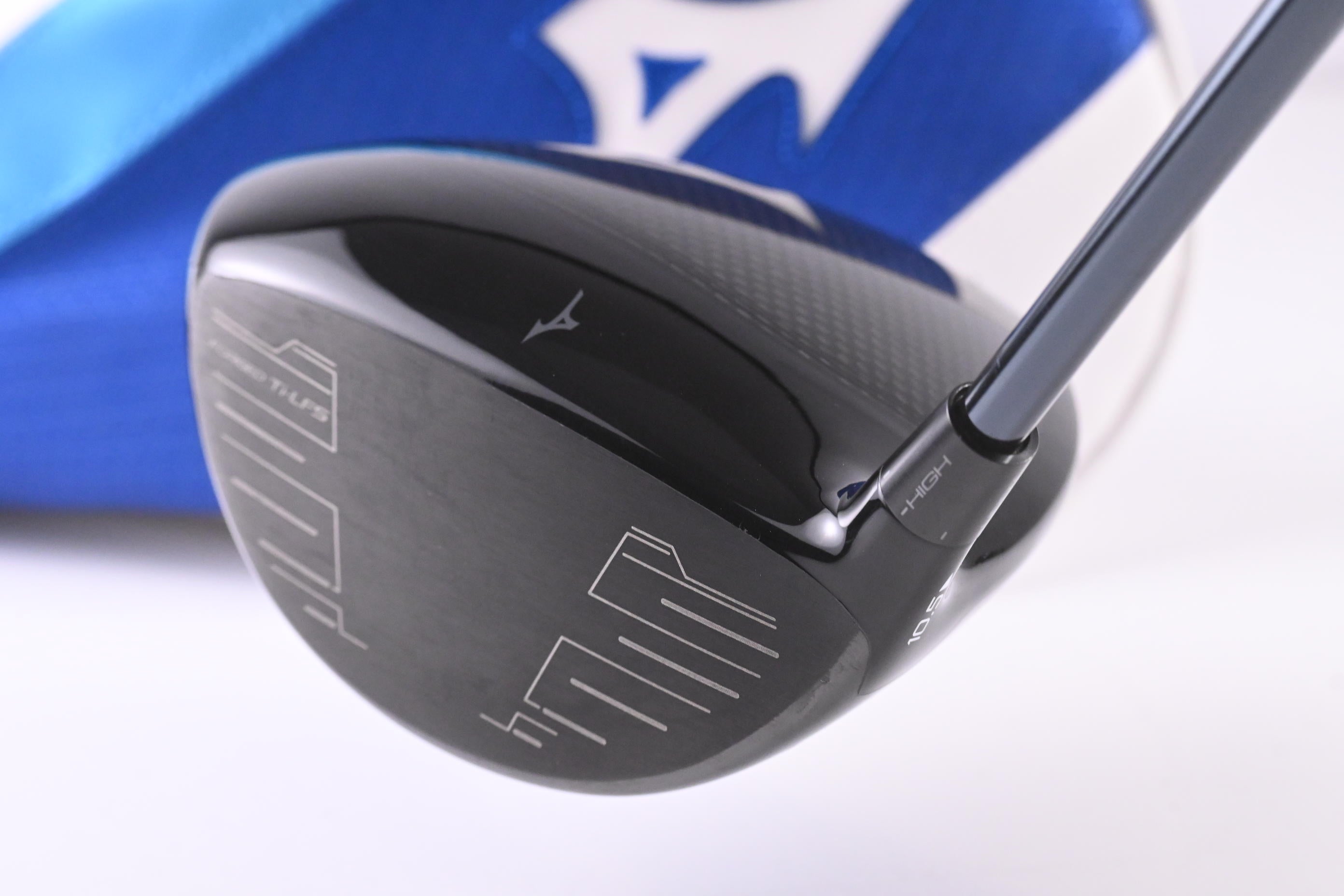 Mizuno ST-Max 230 Driver / 10.5 Degree / Regular Flex UST LIN-Q Red 5 M40X