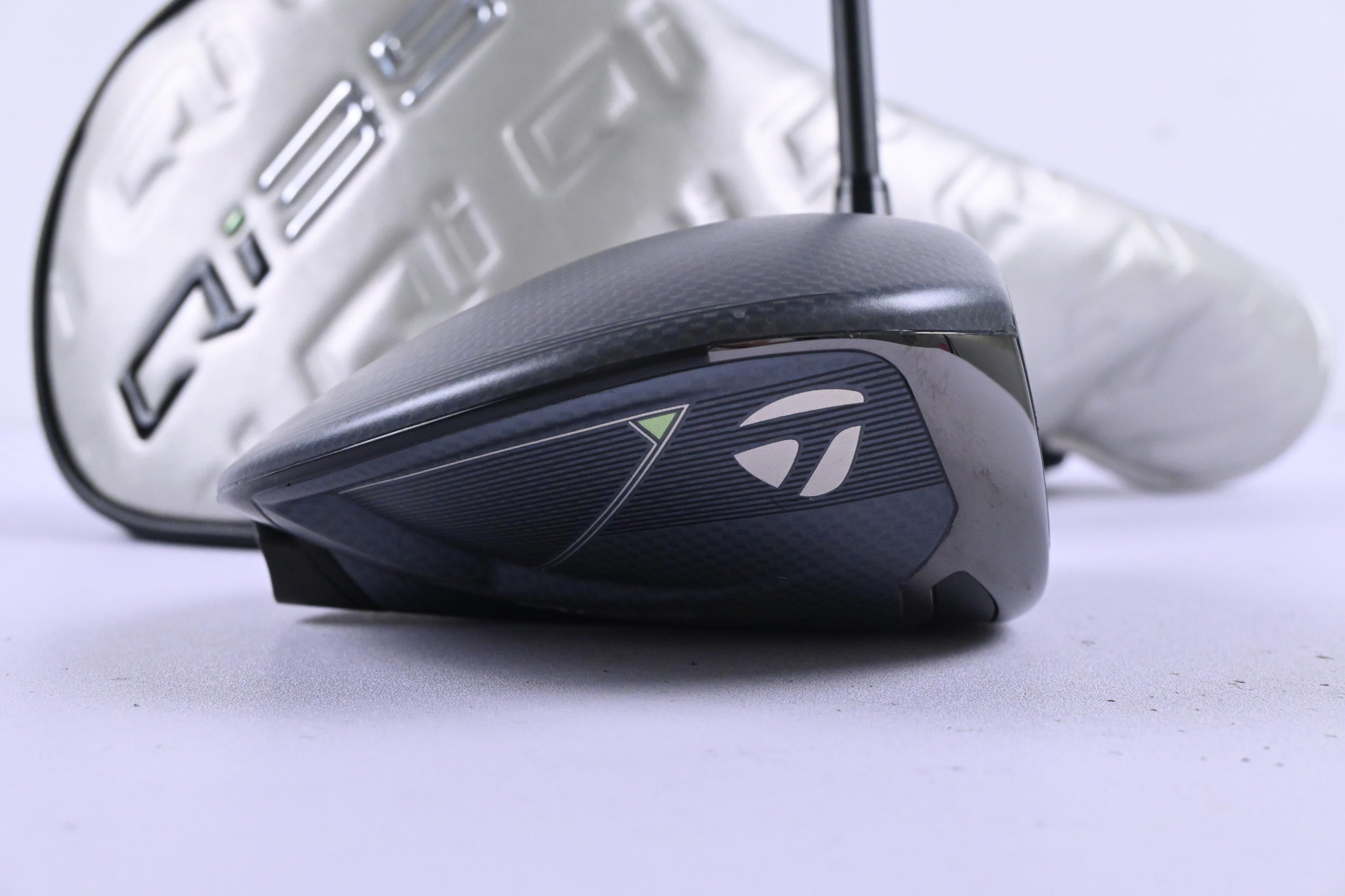 Taylormade Qi35 Driver / 9 Degree / Stiff Flex Fujikura Ventus Blue 5 Shaft