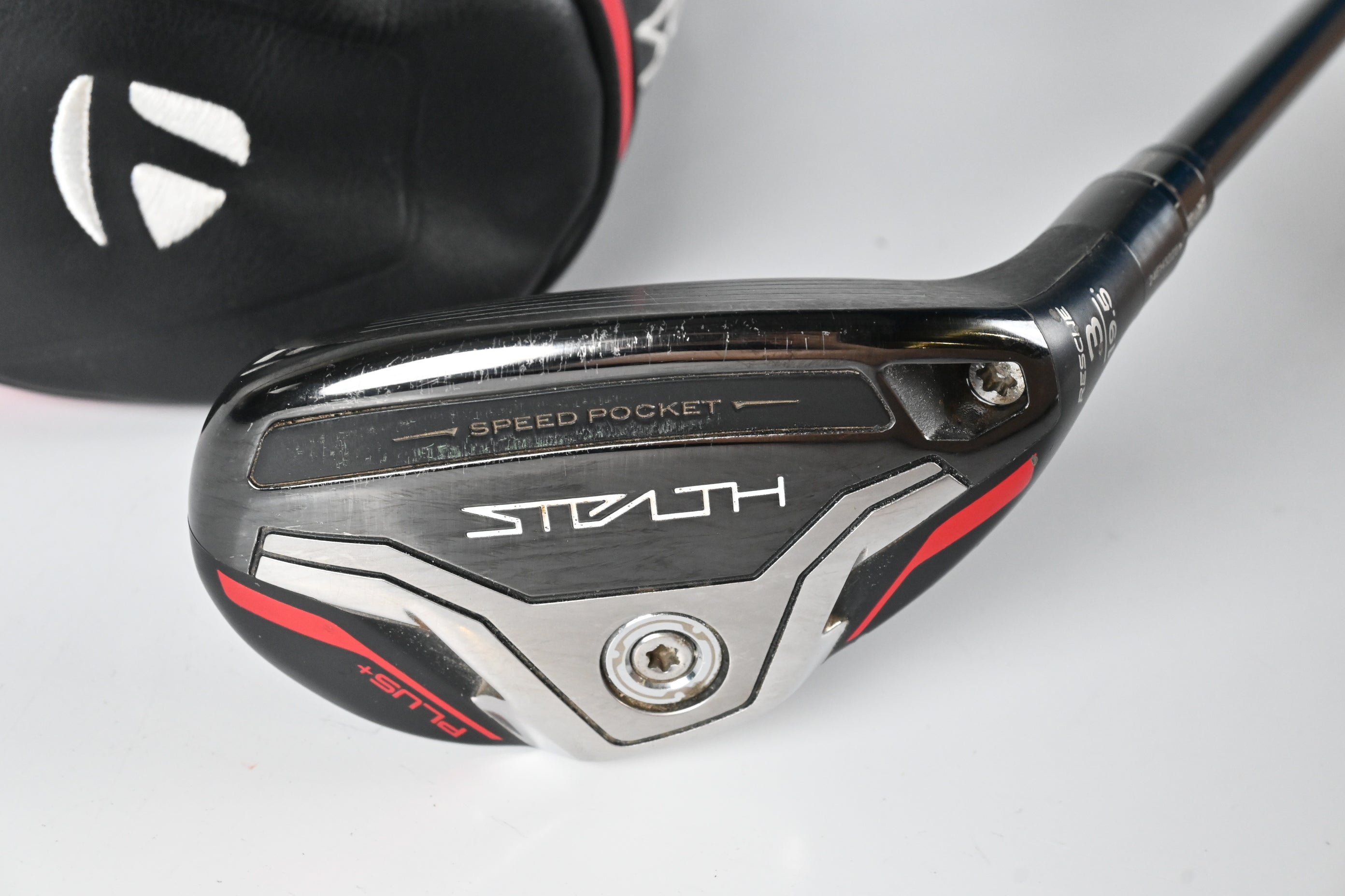 Taylormade Stealth Plus #3 Hybrid / 19.5 Degree / Stiff Flex HZRDUS Smoke RDX