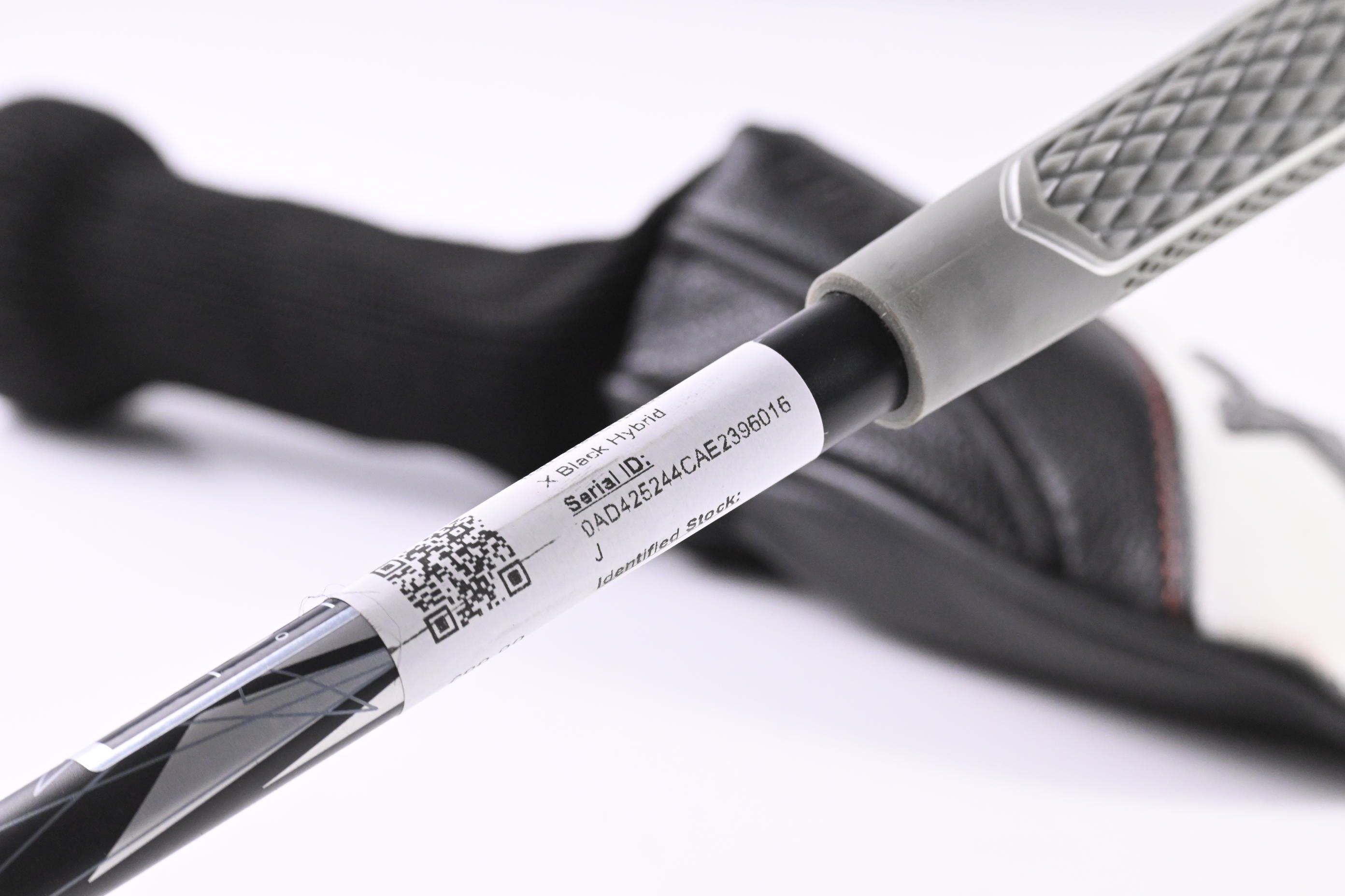 XXIO X Black #4 Hybrid / 20 Degree / Stiff Flex Miyazaki AX-1 55 Shaft