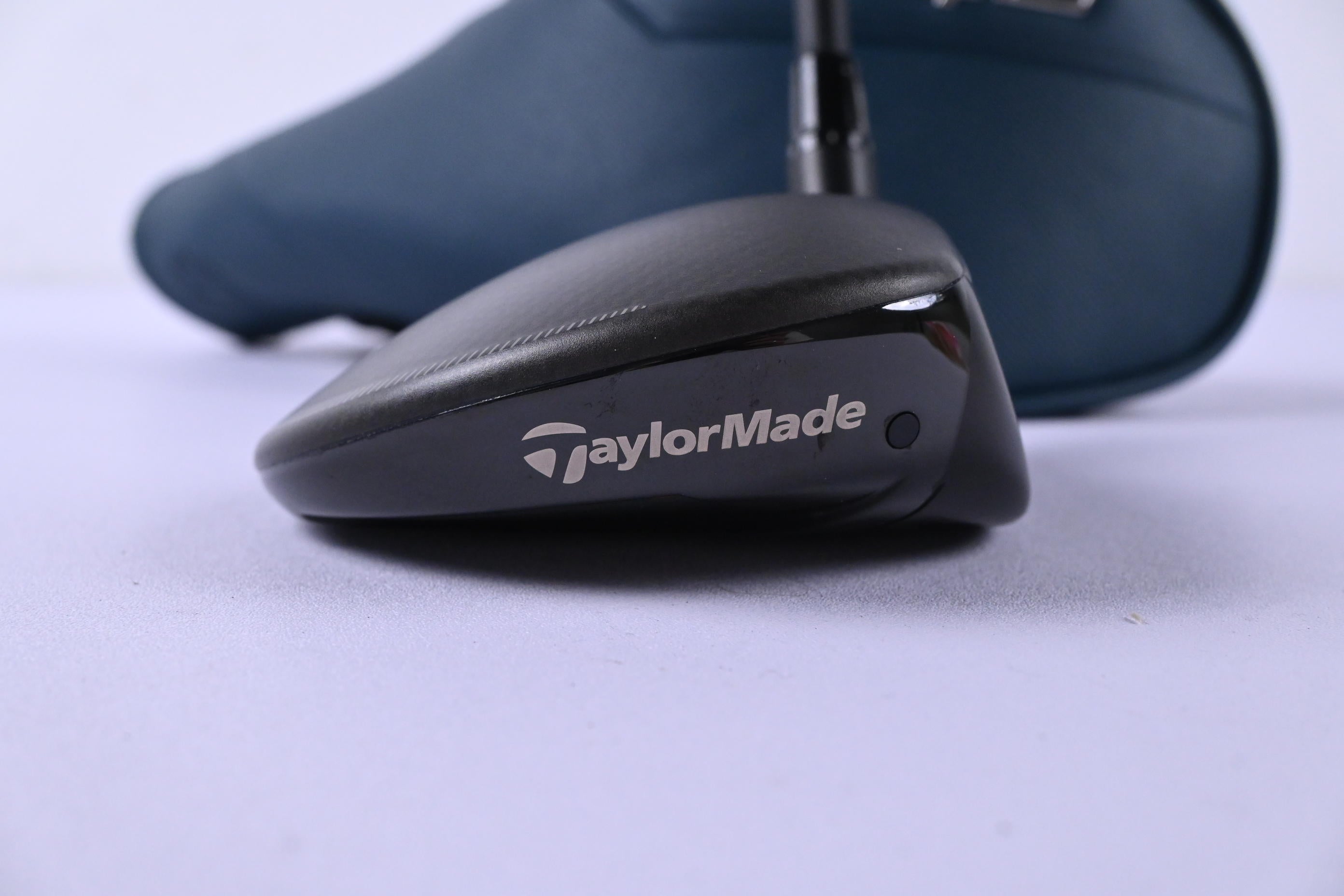 Taylormade Qi4D #3 Wood / 15 Degree / Regular Flex REAX 65 Shaft