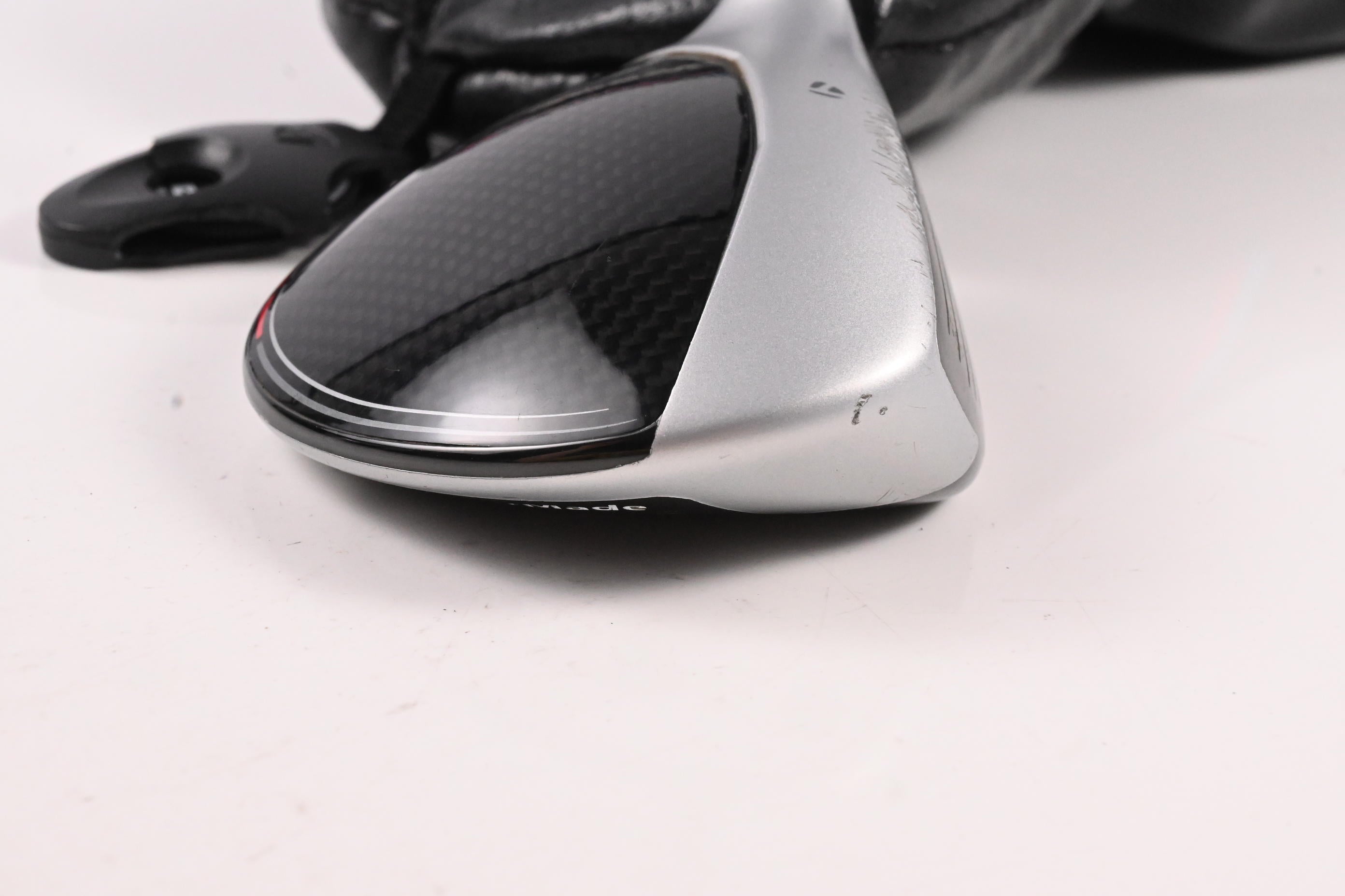 Taylormade M4 #5 Wood / 18 Degree / Regular Flex Fujikura Atmos Red 5 Shaft