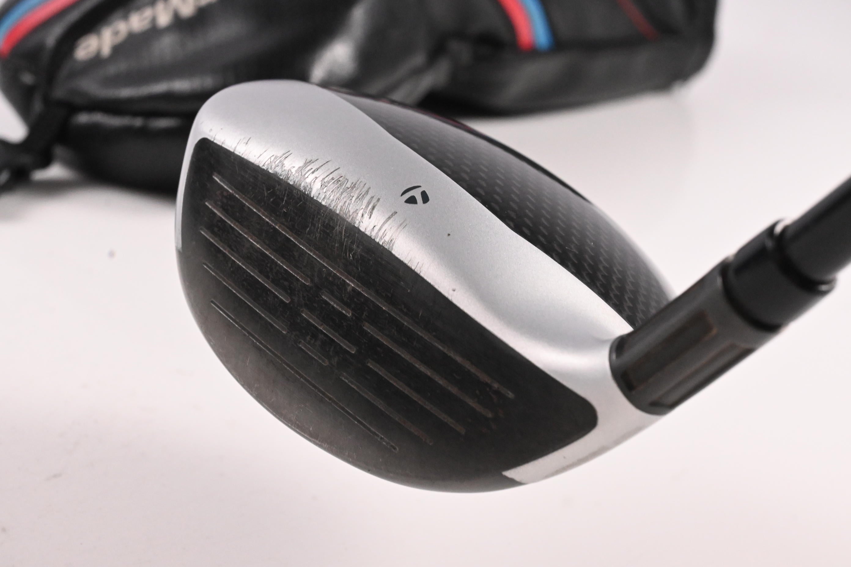 Taylormade M4 #5 Wood / 18 Degree / Regular Flex Fujikura Atmos Red 5 Shaft