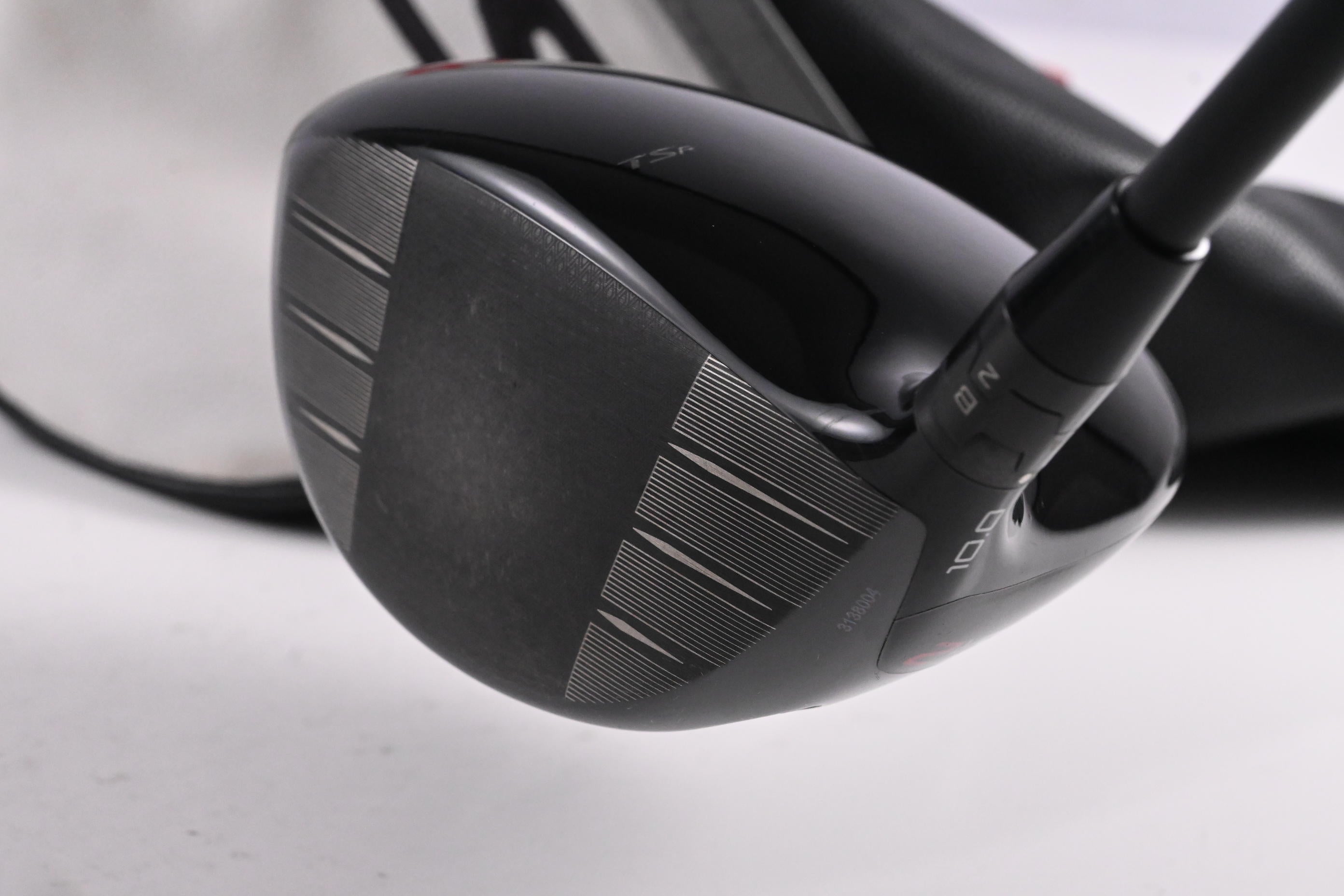 Titleist TSR2 Driver / 10 Degree / Regular Flex HZRDUS CB Red 50 Shaft