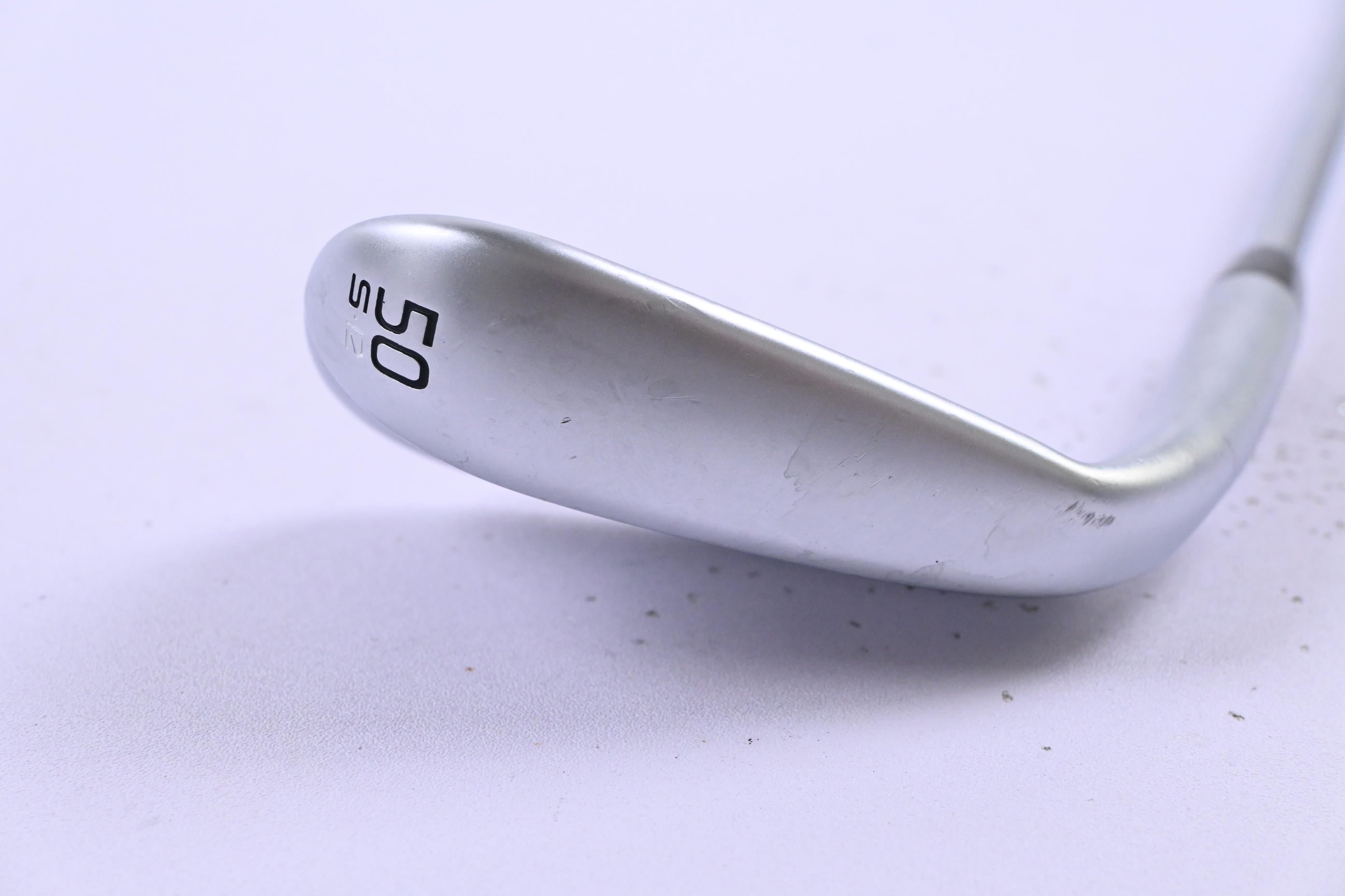 Ping S159 Gap Wedge / 50 Degree / White Dot / Regular Flex Dynamic Gold 105 R300