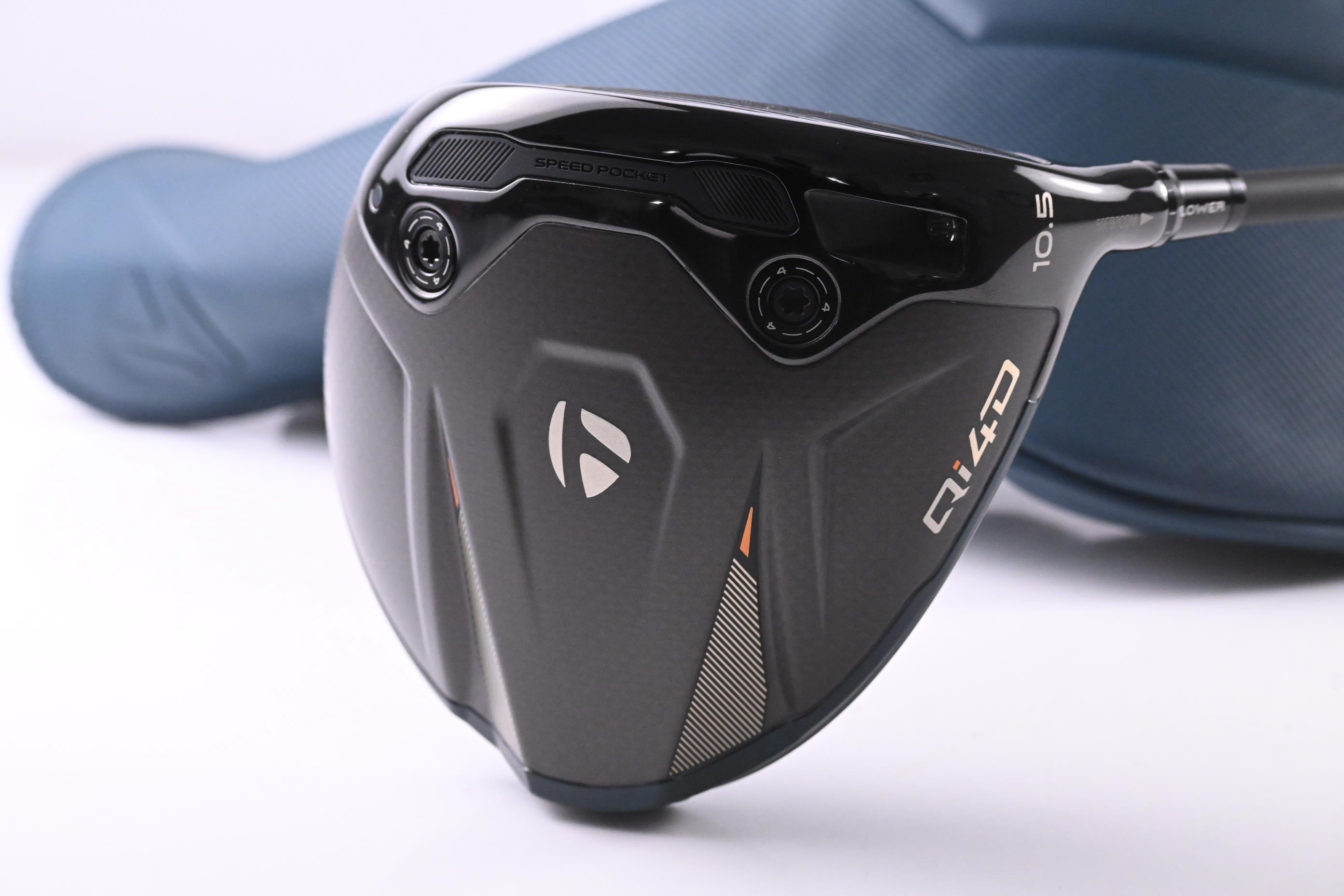 Taylormade Qi4D Driver / 10.5 Degree / Senior Flex Taylormade Reax Blue 50 Shaft