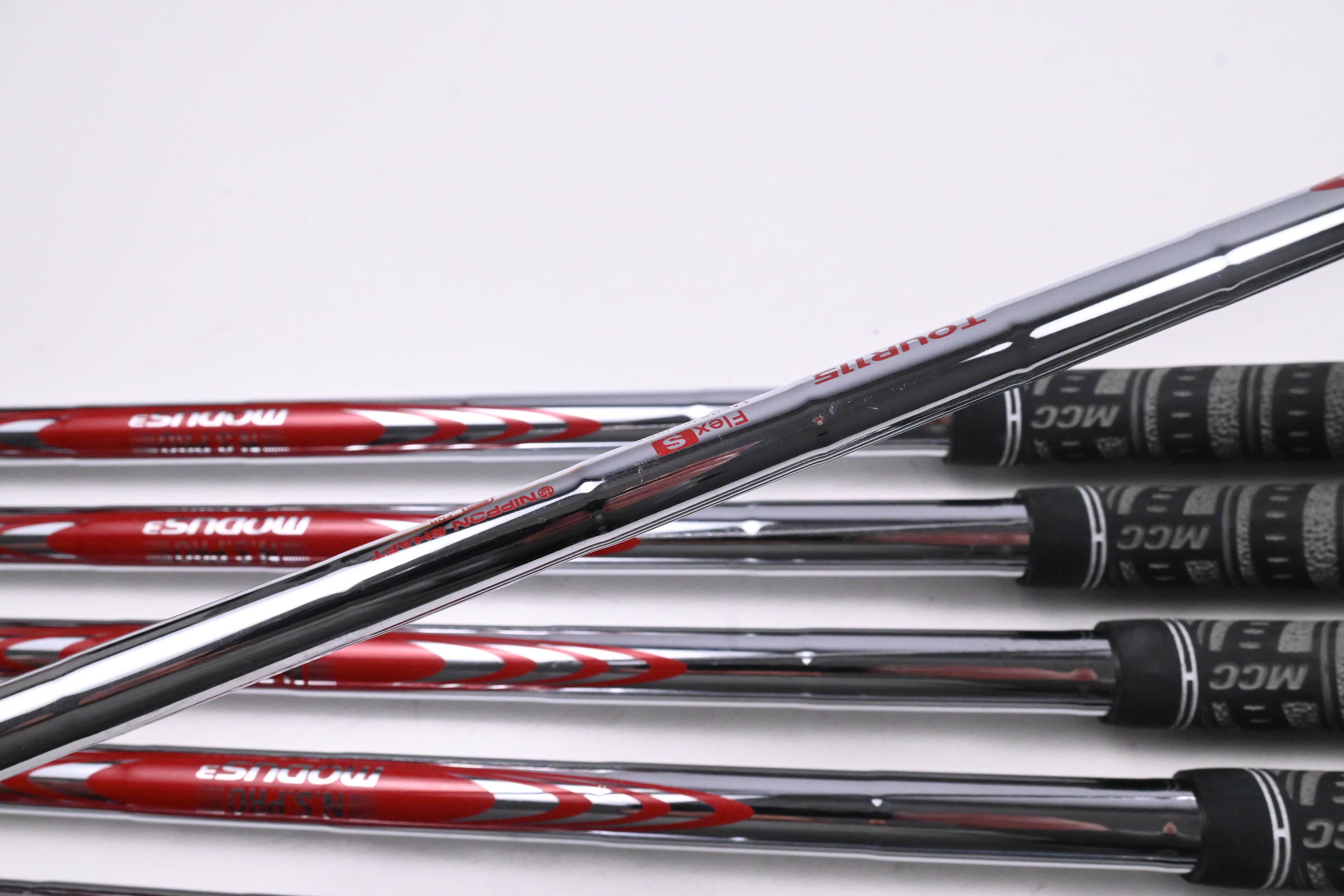 Mizuno JPX 925 Forged Irons / 5-PW / Stiff Flex N.S.Pro Modus³ Tour 115 Shafts