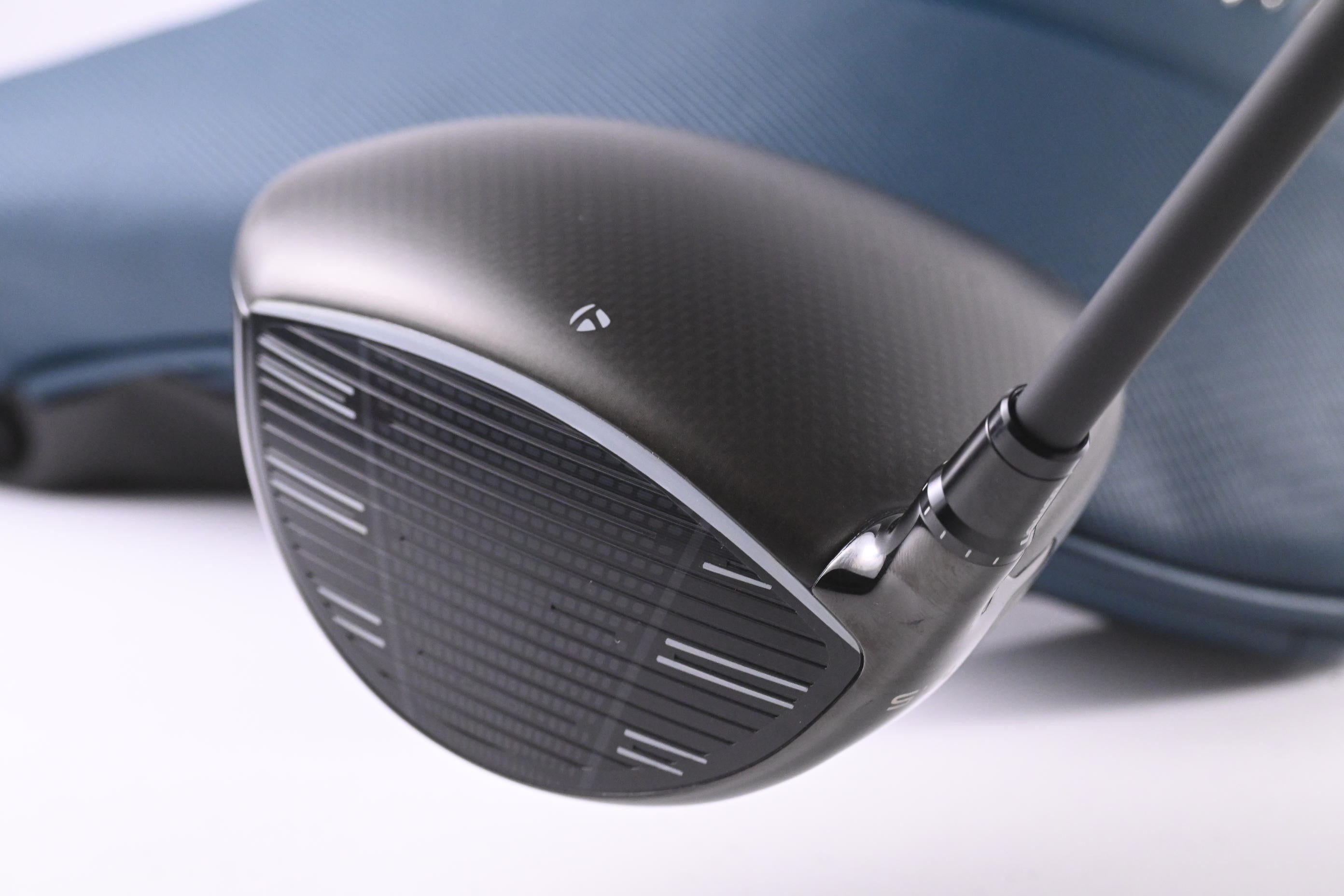 Taylormade Qi4D Driver / 10.5 Degree / Senior Flex Taylormade Reax Blue 50 Shaft