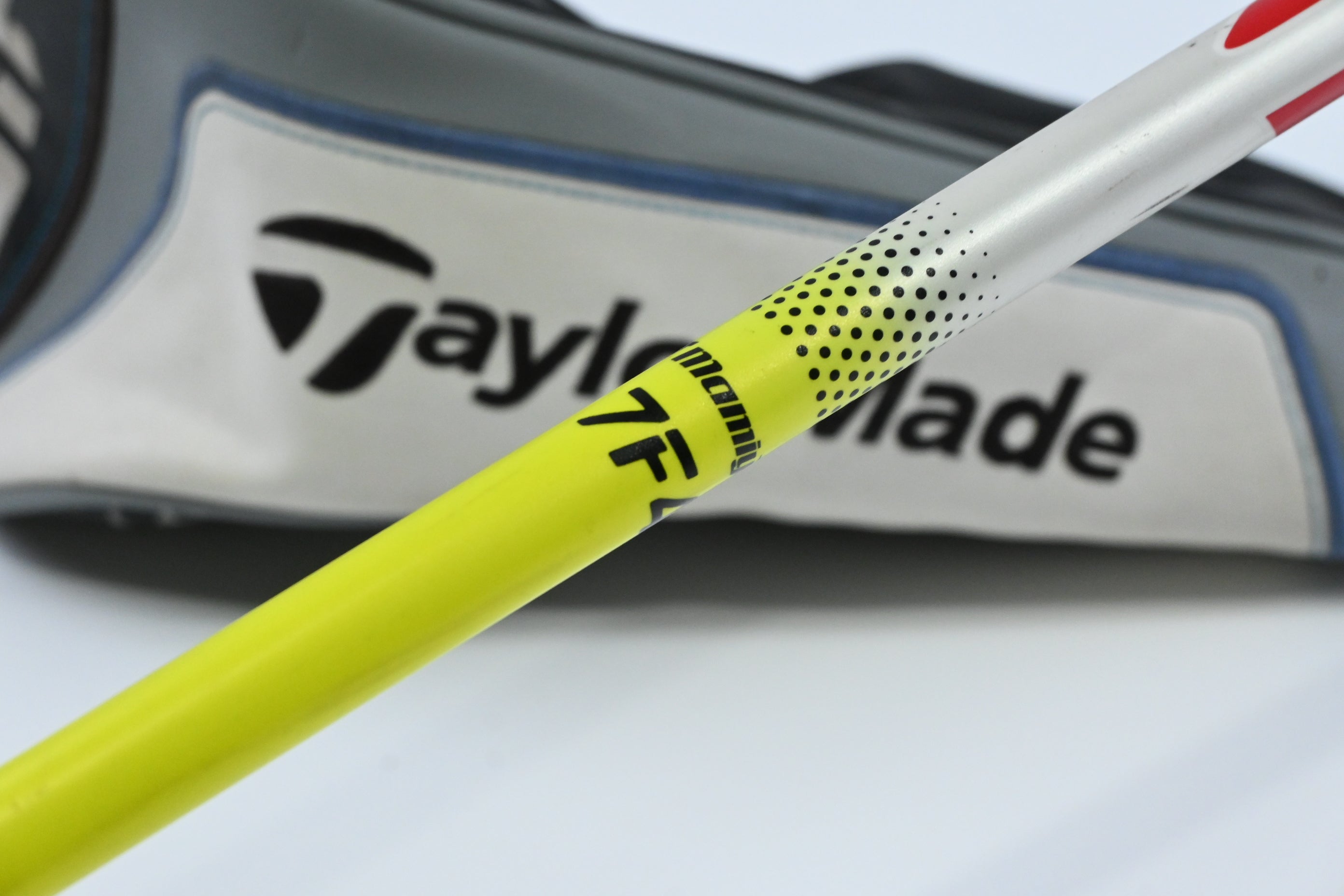 Taylormade SIM Driver / 9 Degree / Stiff Flex UST ProForce V2 7 Shaft