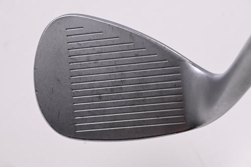 Wilson Staff Model Gap Wedge / 52 Degree / Regular Flex Dynamic Gold 95 R300