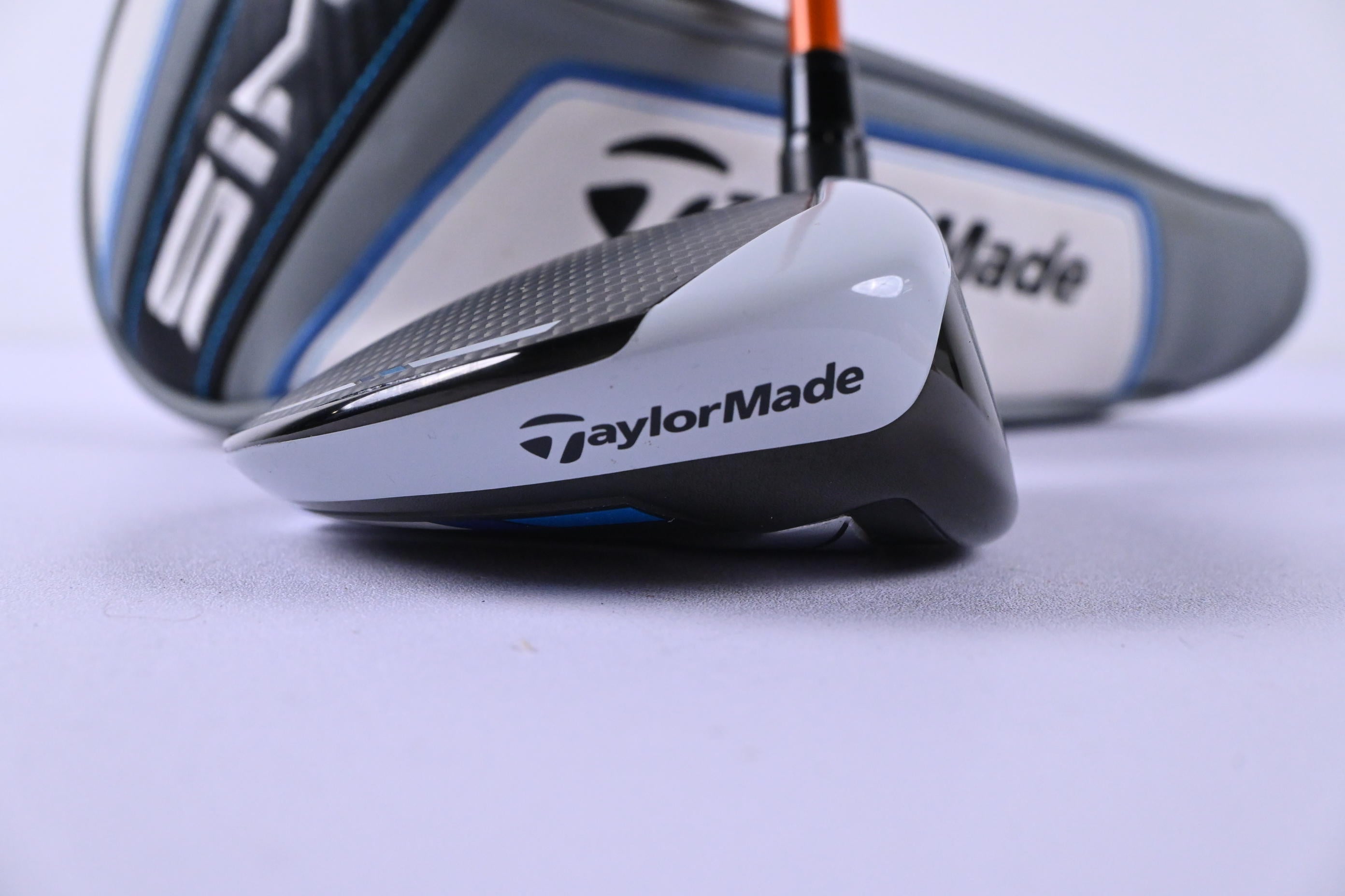 Taylormade SIM Ti #3 Wood / 15 Degree / X-Flex Tour AD DI-7 Orange Shaft