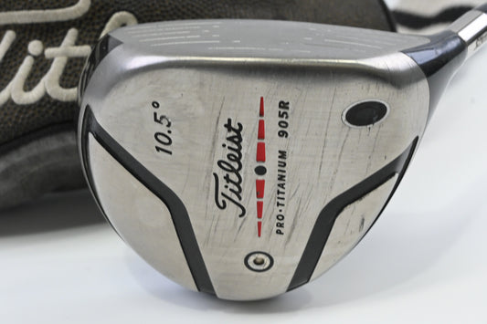 Titleist 905 R Driver / 10.5 Degree / Stiff Flex UST ProForce V2 76 Shaft