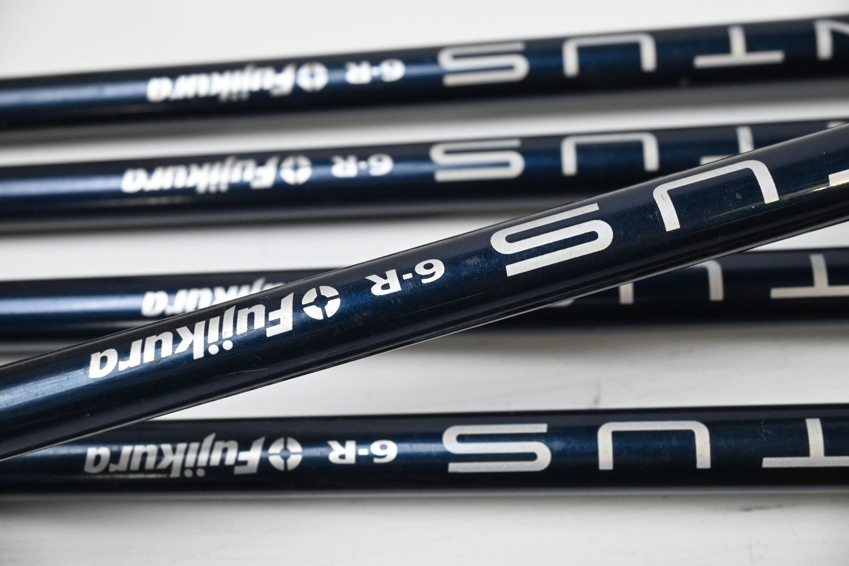 Taylormade SIM2 Max Irons / 6-PW+GW / Regular Flex Fujikura Ventus Blue Shafts