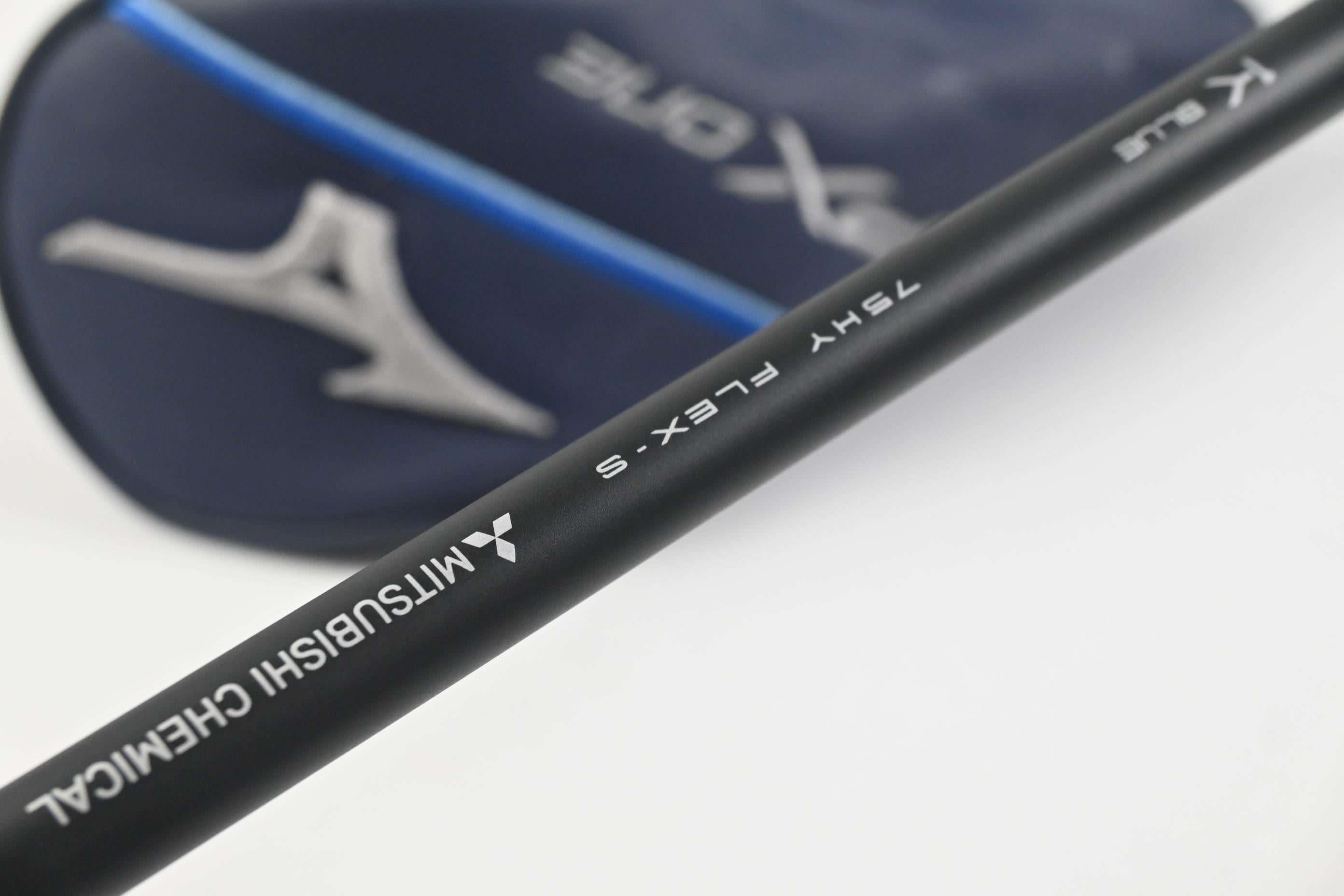 Mizuno JPX One #4 Hybrid / 22 Degree / Stiff Flex Tensei 1K Blue 75 Shaft