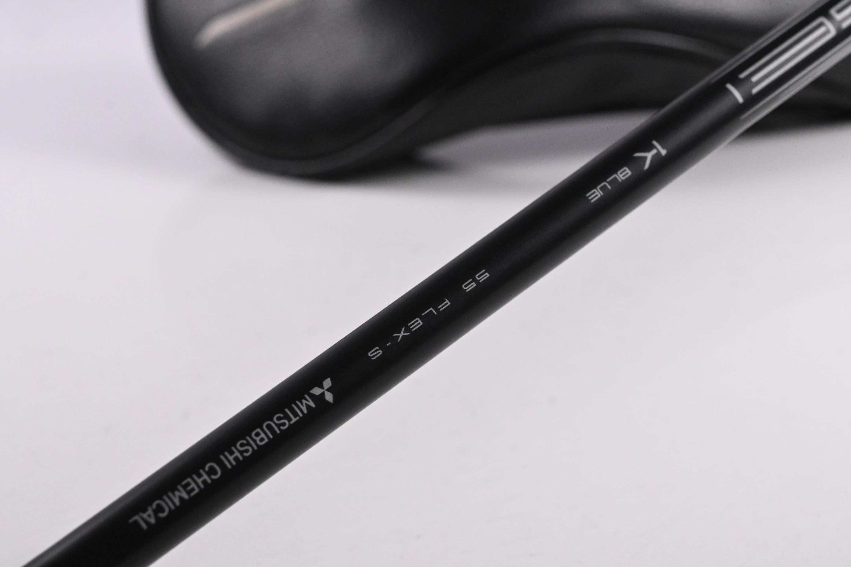 Titleist GT2 Driver / 10 Degree / Stiff Flex Tensei 1K Blue 55 Shaft