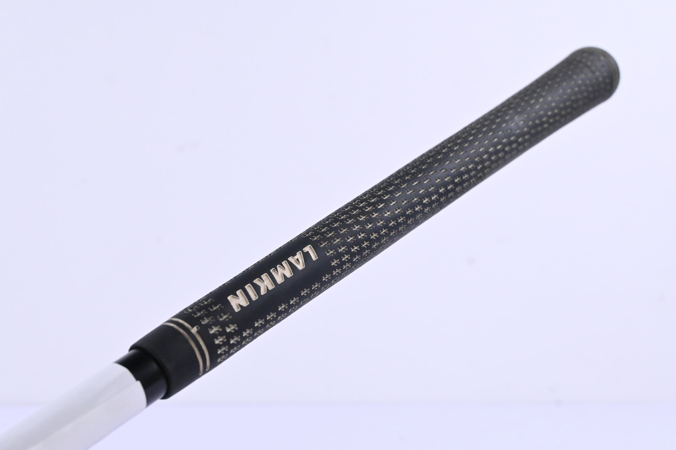 Taylormade Stealth HD Driver / 12 Degree / Regular Flex Helium Black 5 Shaft