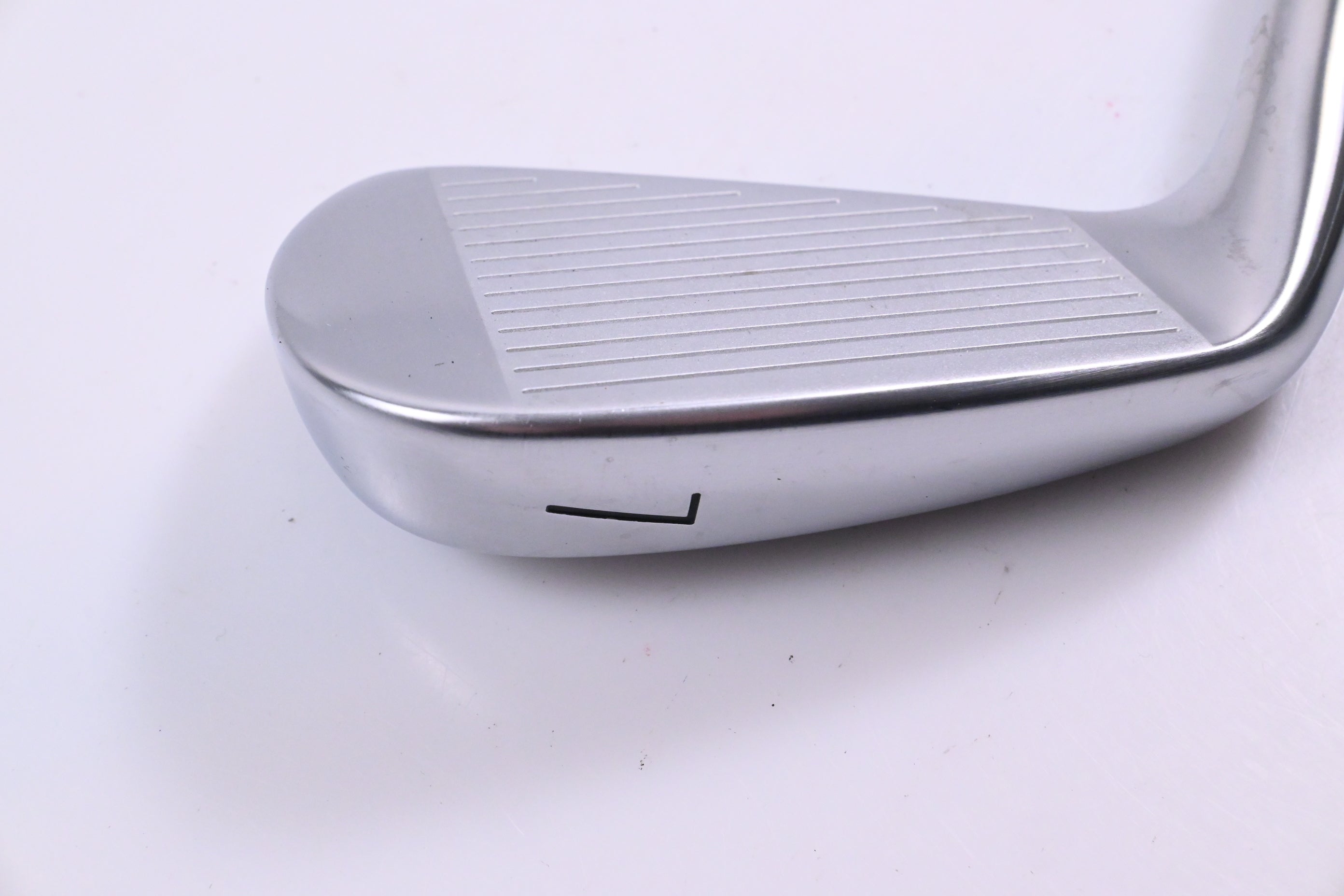 Titleist T250 2025 #7 Iron / 30.5 Degree / Regular Flex Project X LZ Shaft