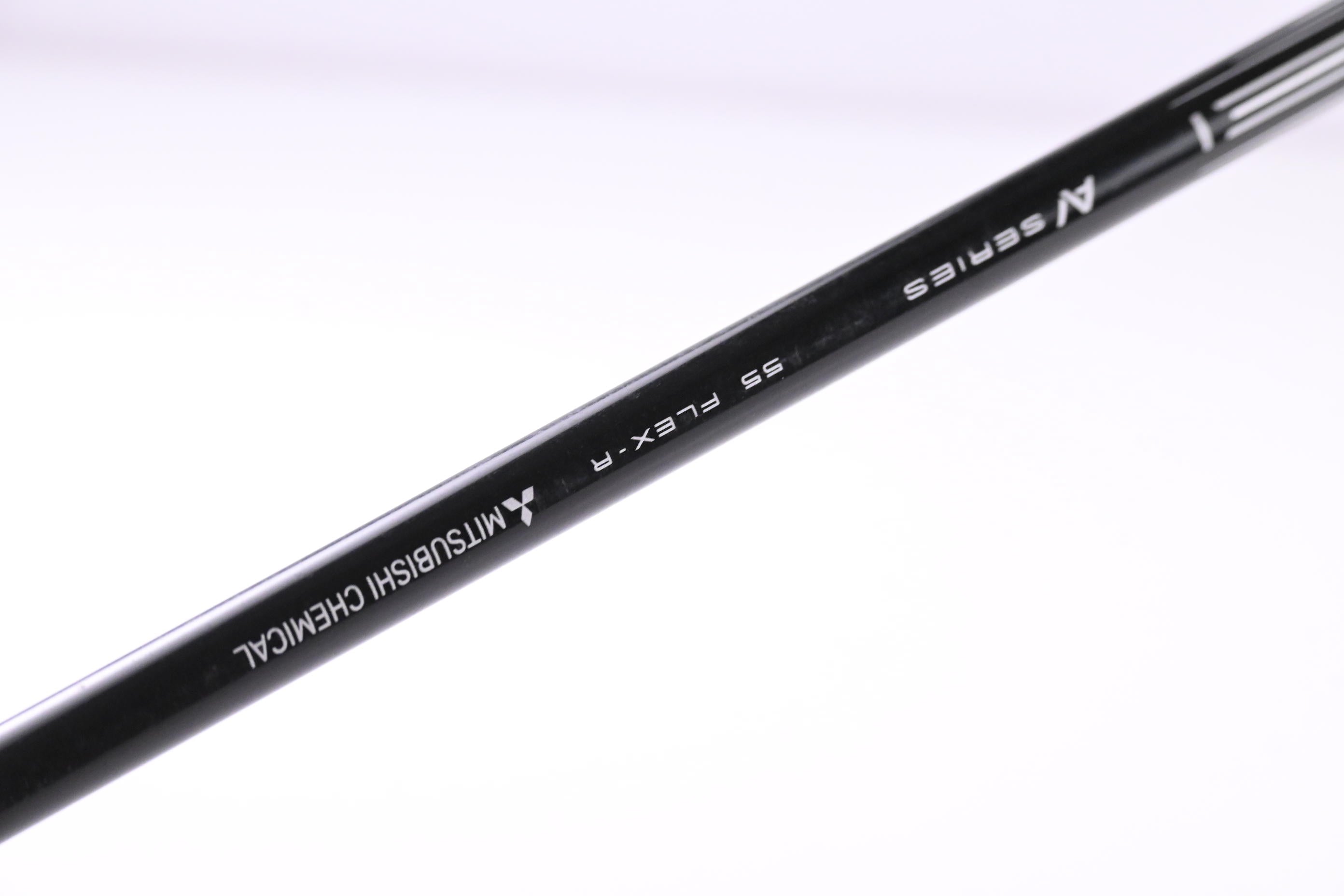 Titleist TSR2 Driver / 11 Degree / Regular Flex Tensei AV Blue 55 Shaft