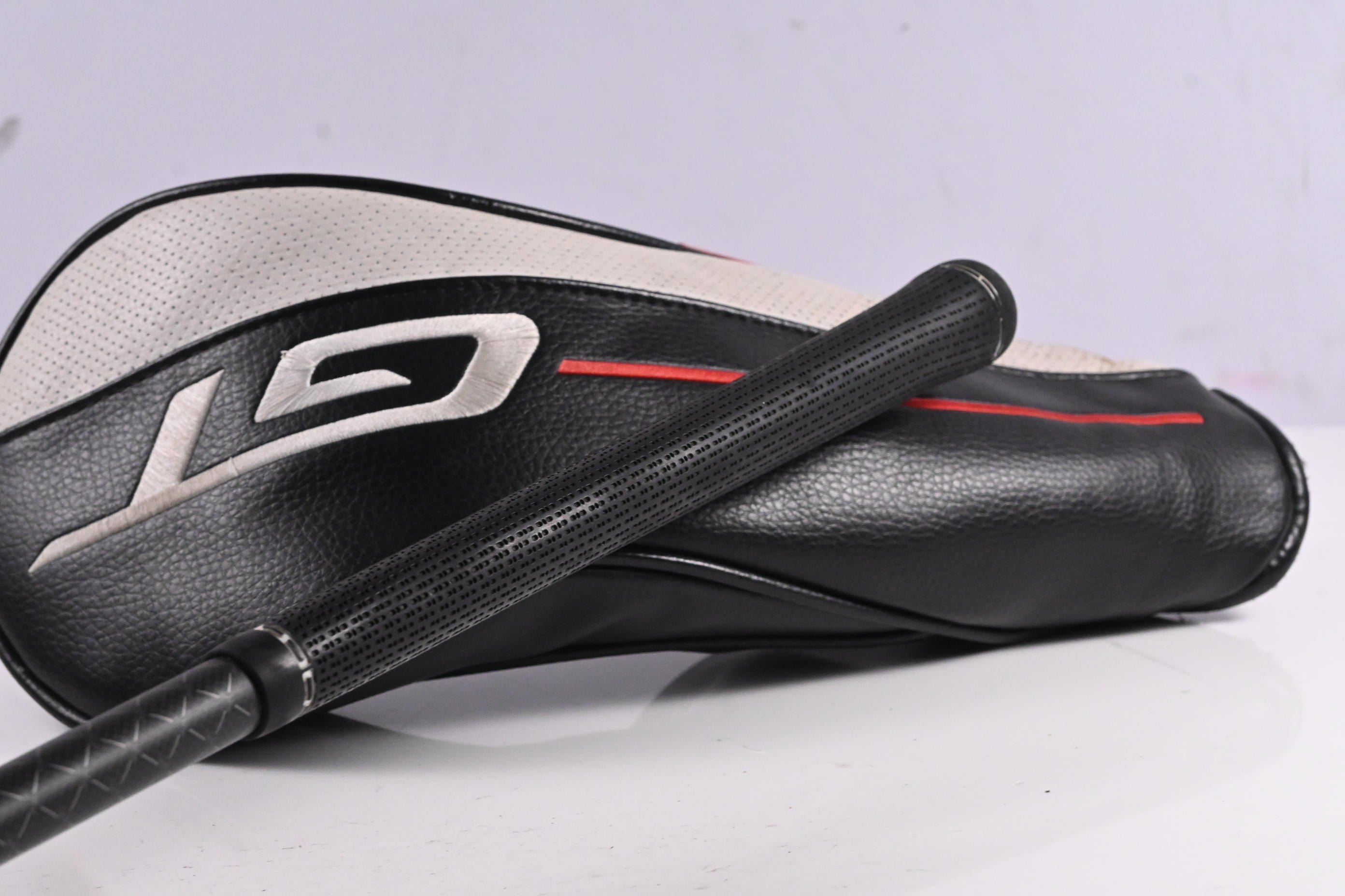 Titleist GT2 Driver / 10 Degree / Stiff Flex Tensei 1K Blue 55 Shaft