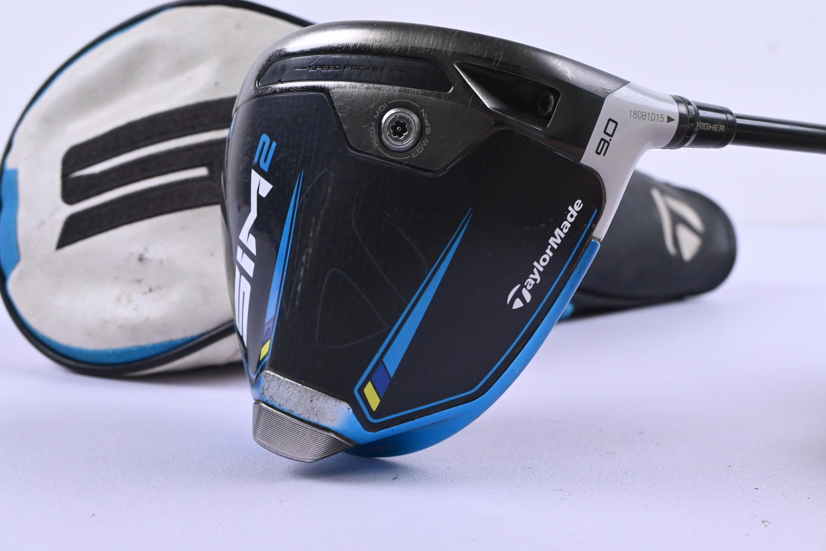 Taylormade SIM2 Driver / 9 Degree / Stiff Flex Kai'li White 60 Shaft