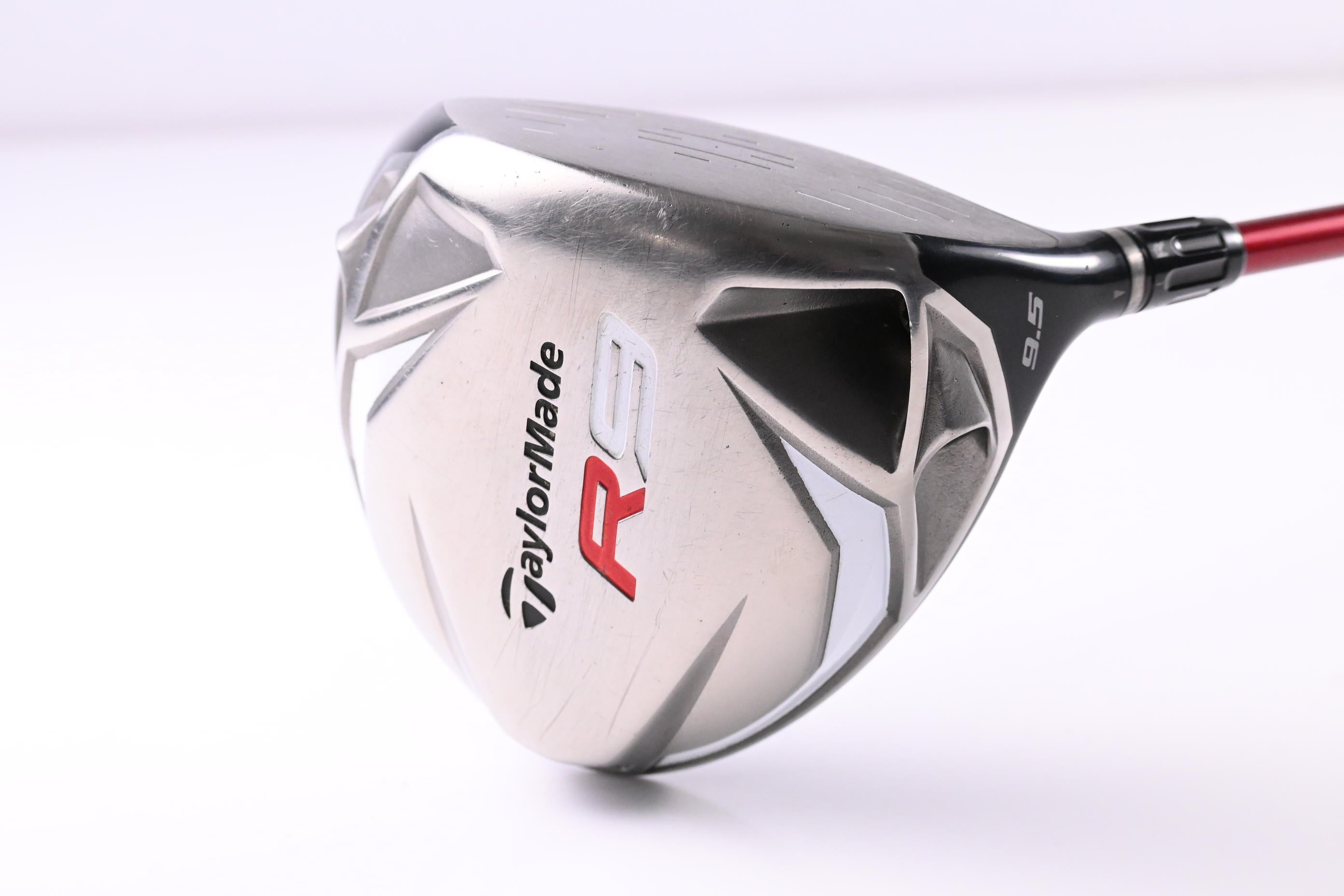 Taylormade R9 Driver / 9.5 Degree / Regular Flex Fujikura Motore 65 Shaft