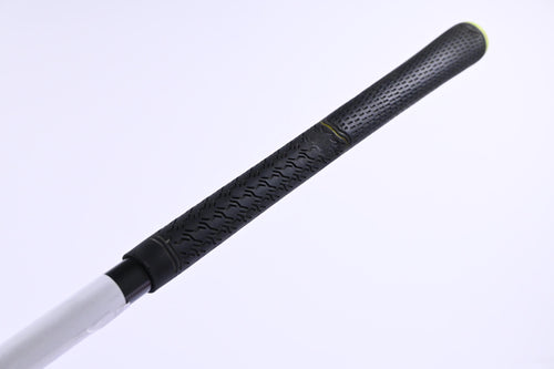 Taylormade M2 Driver / 10.5 Degree / Regular Flex Fujikura Pro XLR8 56 Shaft