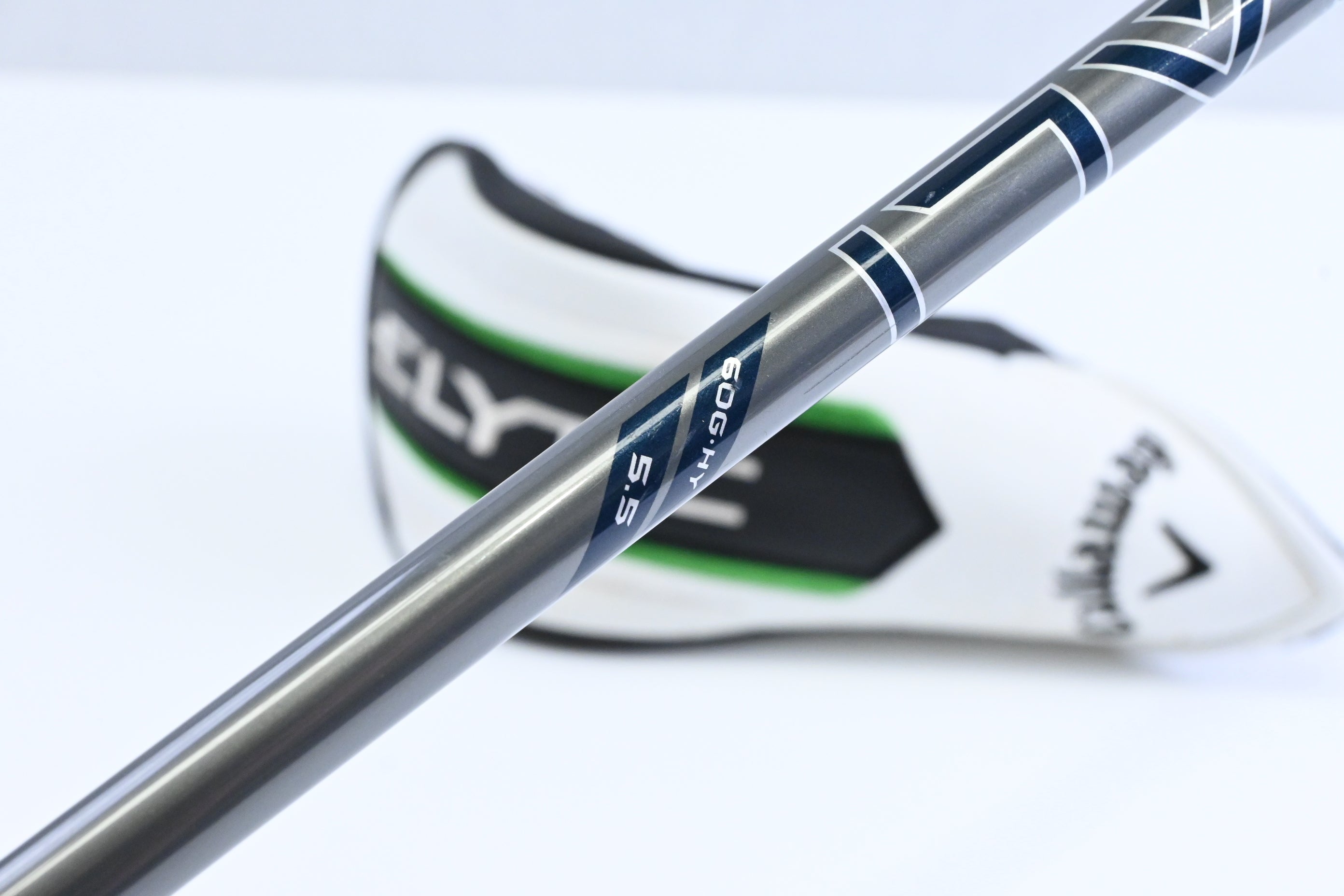 Callaway Elyte #4 Hybrid / 22 Degree / Regular Flex Denali Charcoal 60 Shaft