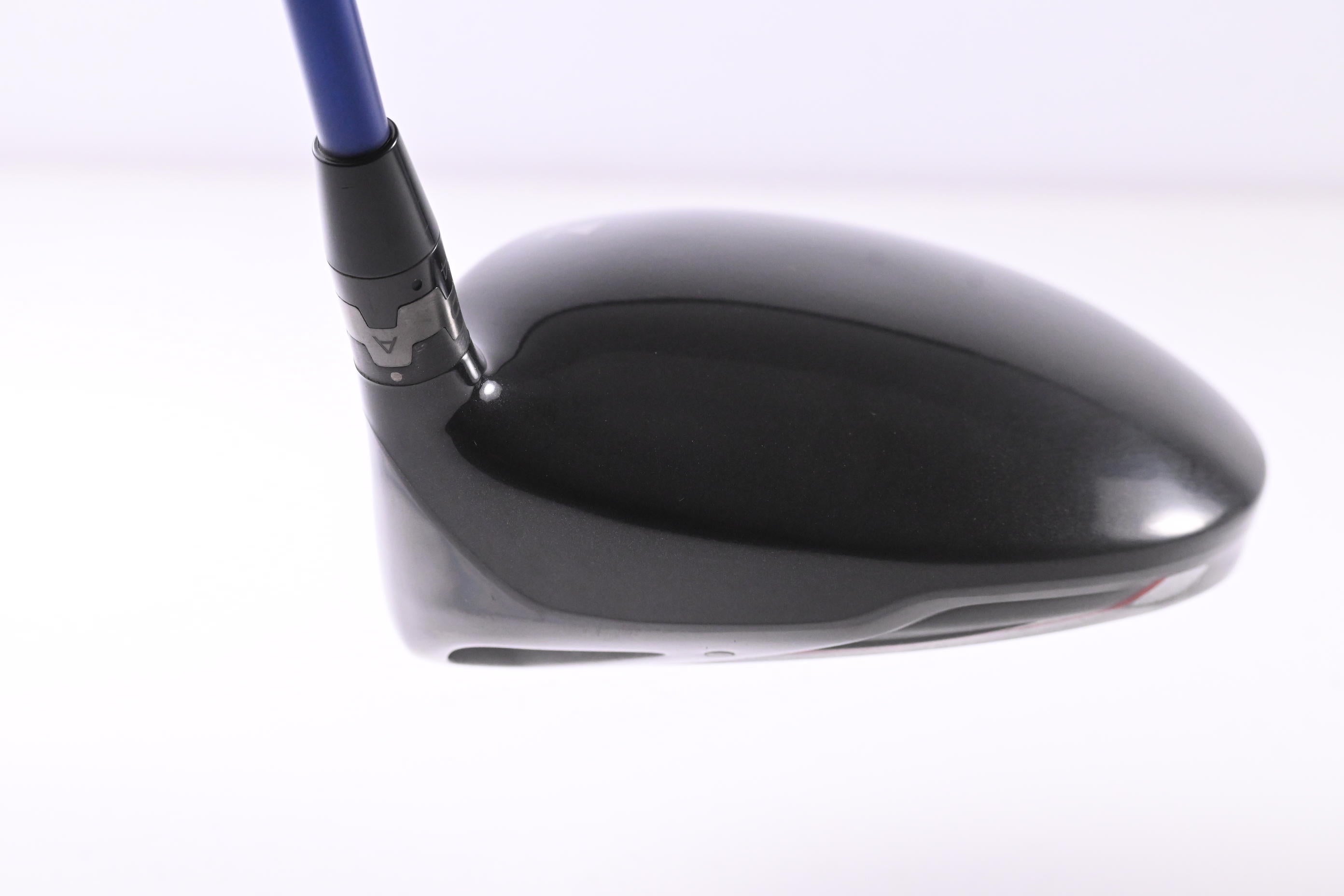 Titleist 913 D2 Driver / 9.5 Degree / Regular Flex Diamana S+ 62 Shaft