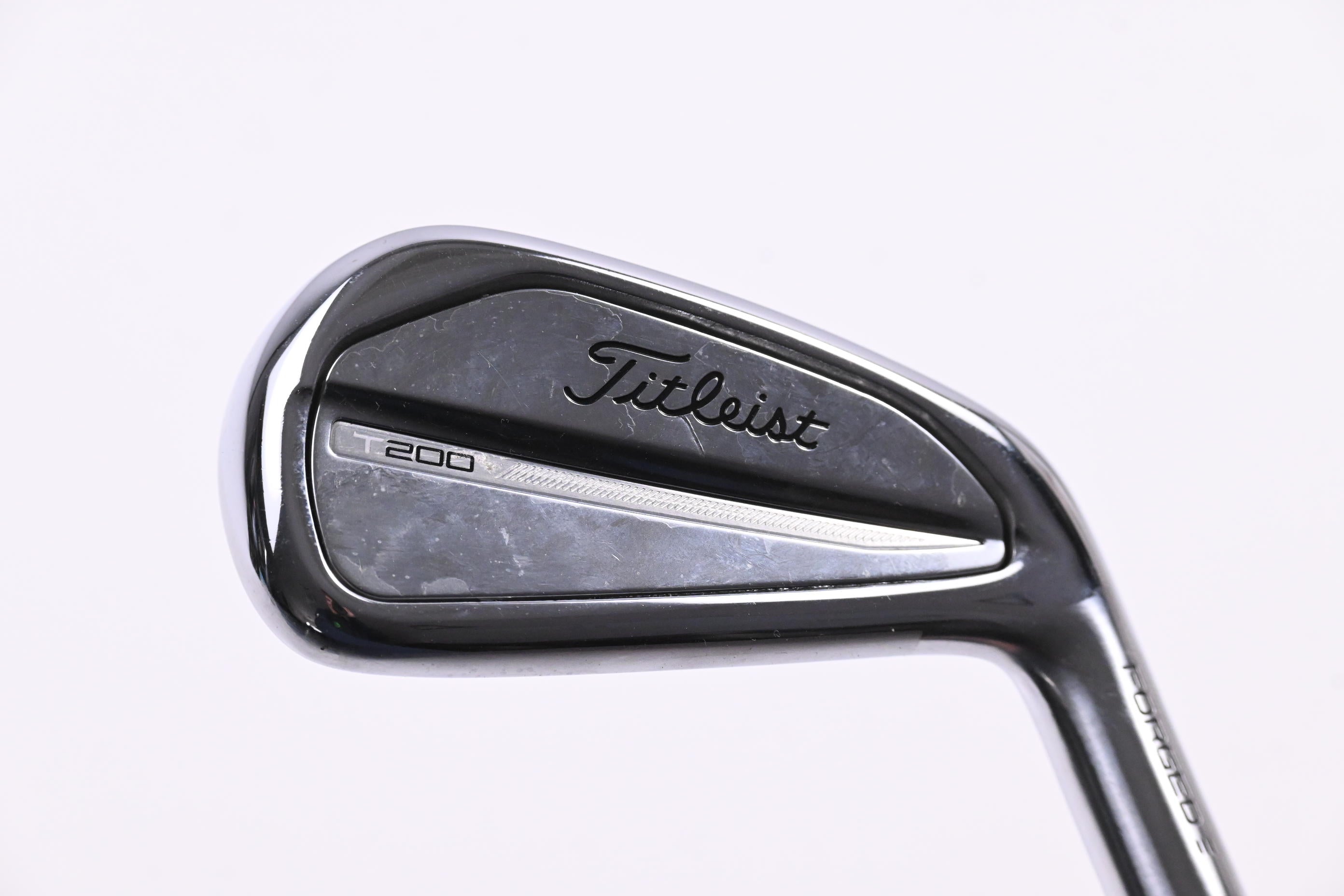 Titleist T200 2023 Utility #2 Iron / 17 Degree / X-Flex Ventus Velocore Blue 9