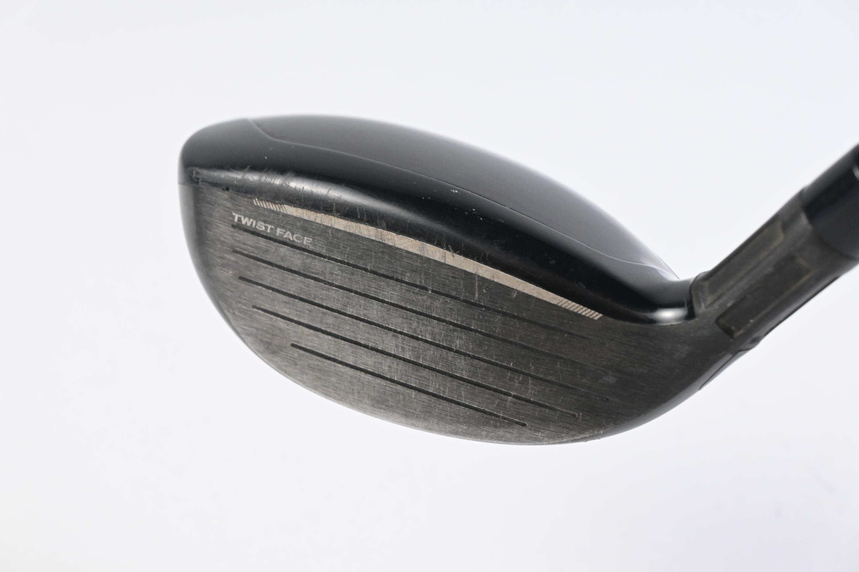 Taylormade Stealth #4 Hybrid / 22 Degree / Regular Flex Ventus Red 6 Shaft