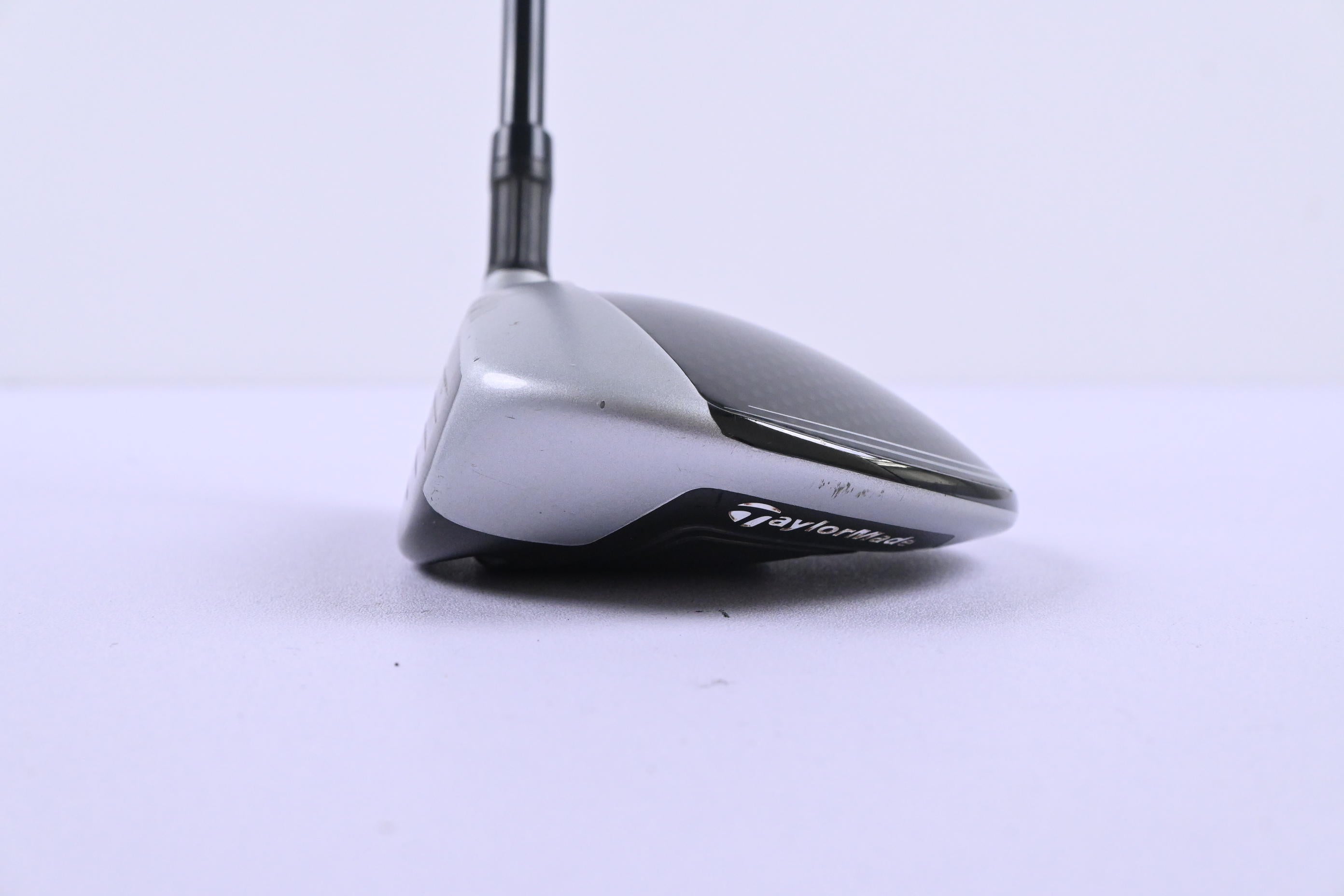 Left Hand Taylormade M4 #3 Wood / 15 Degree / Regular Flex Fujikura Atmos Red 5