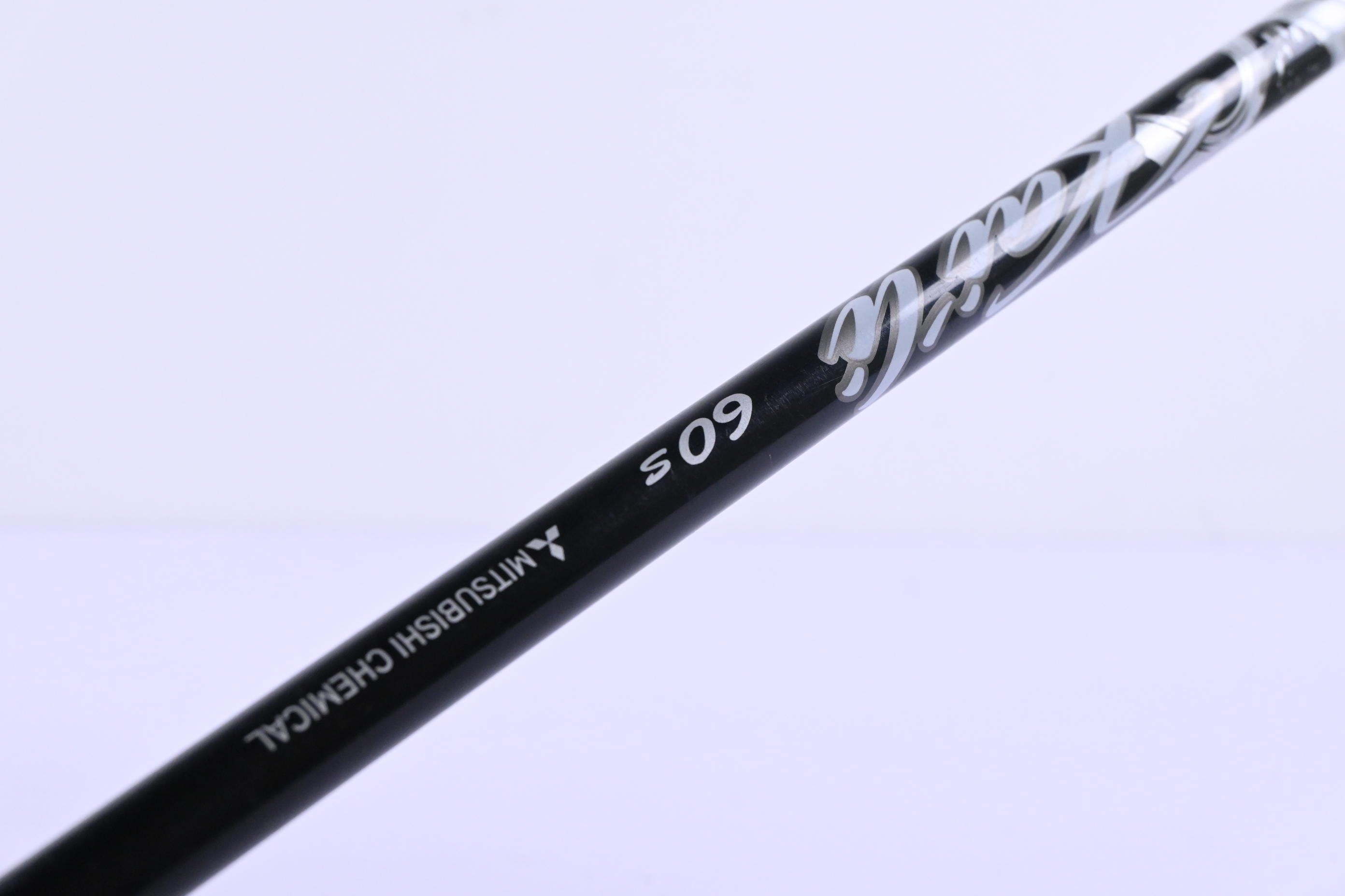 Taylormade SIM2 Driver / 9 Degree / Stiff Flex Kai'li White 60 Shaft