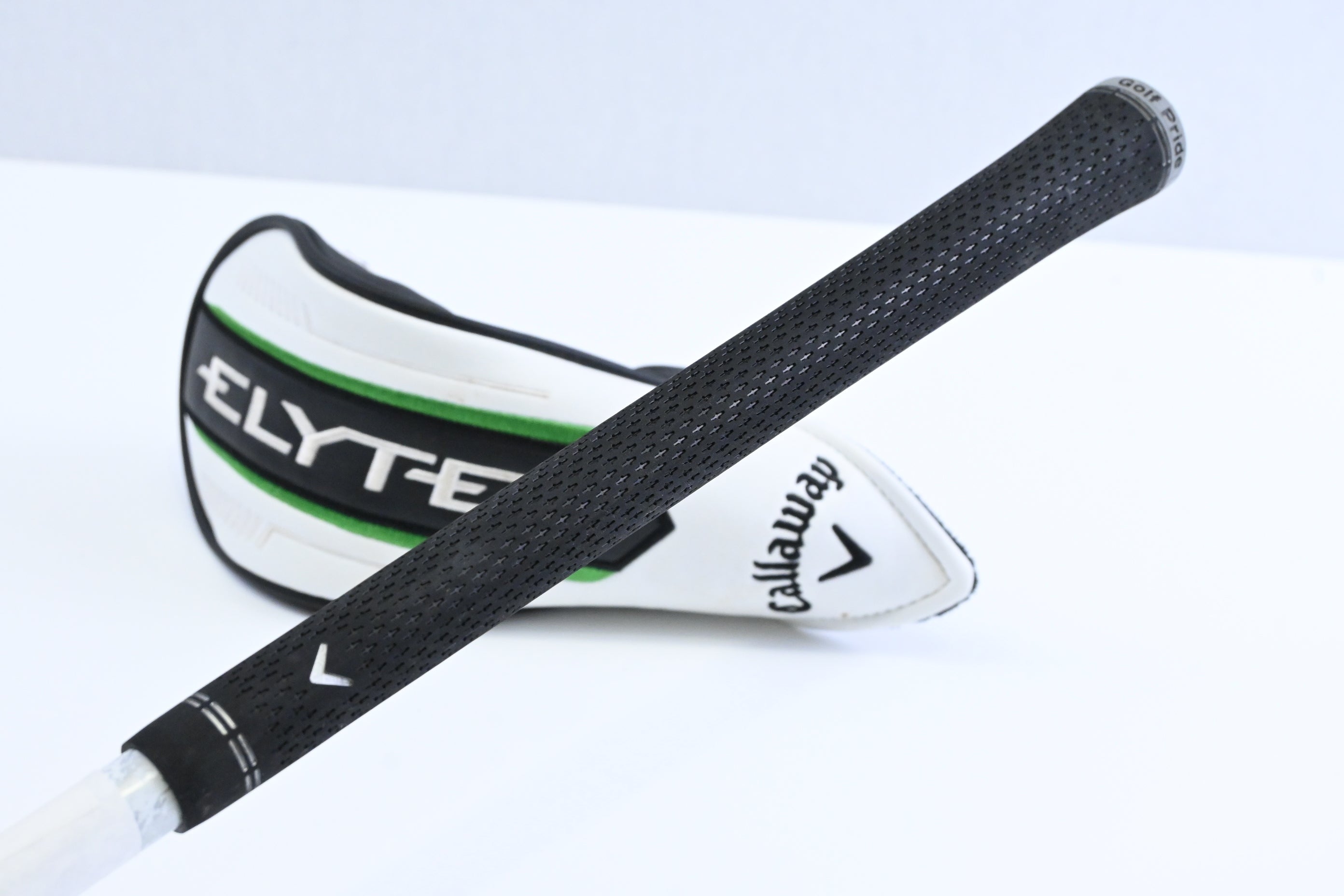 Callaway Elyte #4 Hybrid / 22 Degree / Regular Flex Denali Charcoal 60 Shaft
