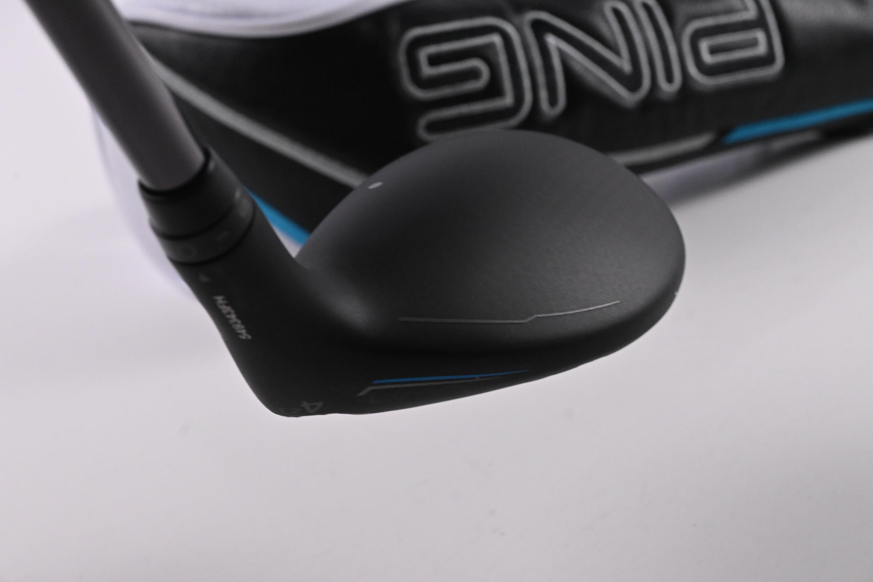Ping G440 #4 Hybrid / 23 Degree / Stiff Flex Ping Tour 2.0 Black 90 Shaft