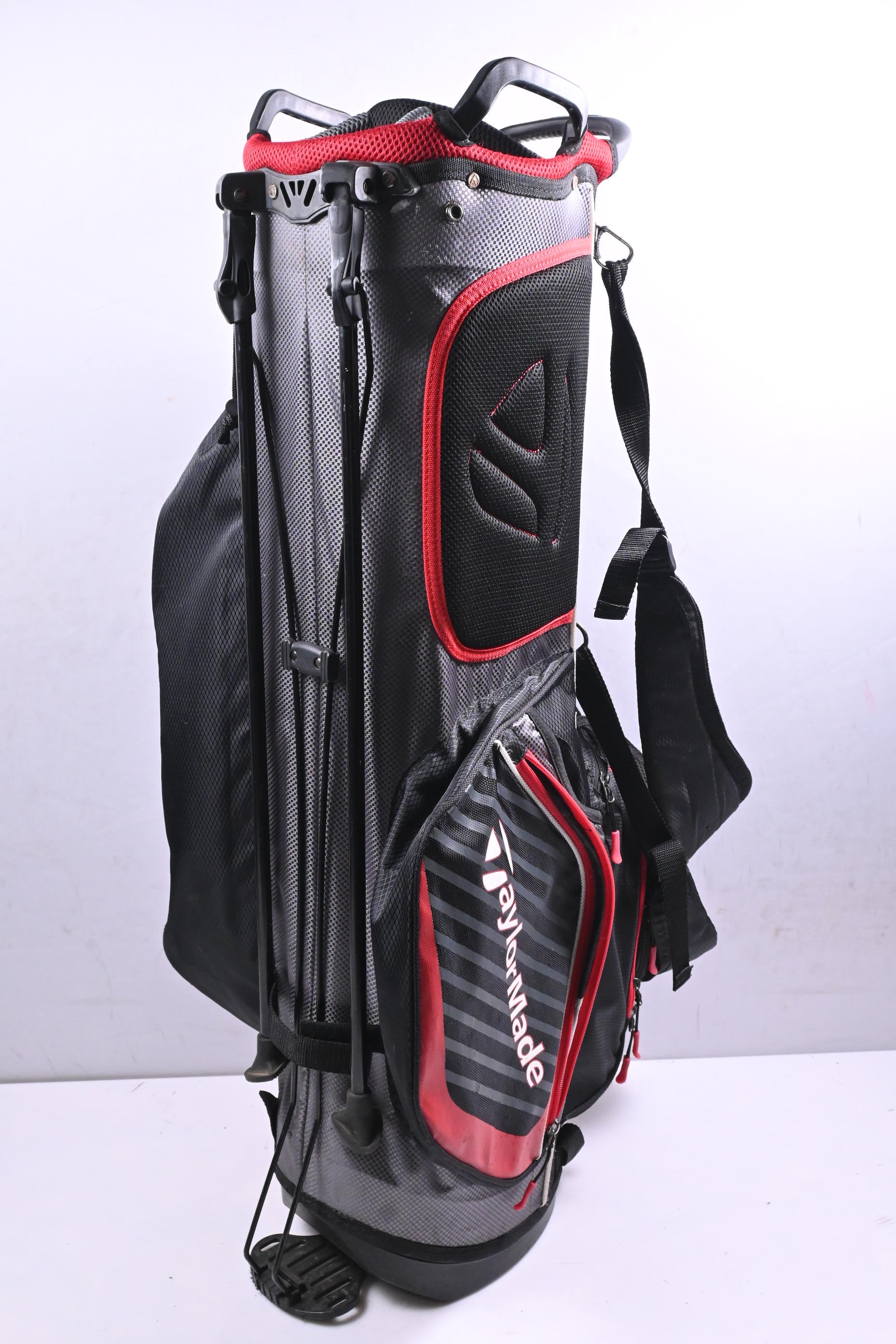 Taylormade Pro 6.0 Stand Bag / 7-Way Divider / Black, Grey, Red