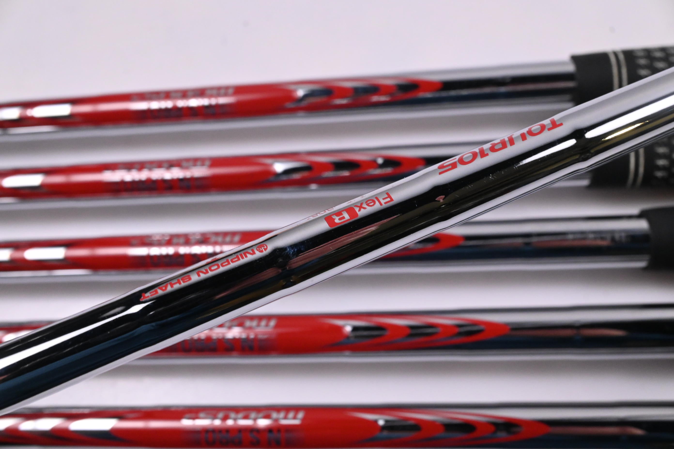 Mizuno JPX 921 Hot Metal Irons / 6-PW+SW / Regular Flex N.S.Pro Modus³ Tour 105